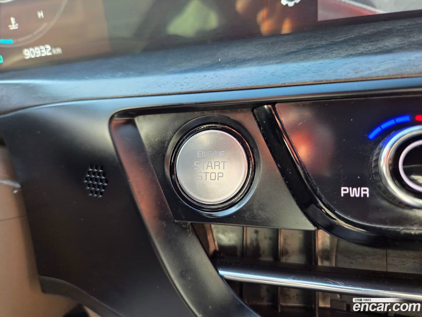 Main__Slider__Photo:K8 Kia 2021.11-15