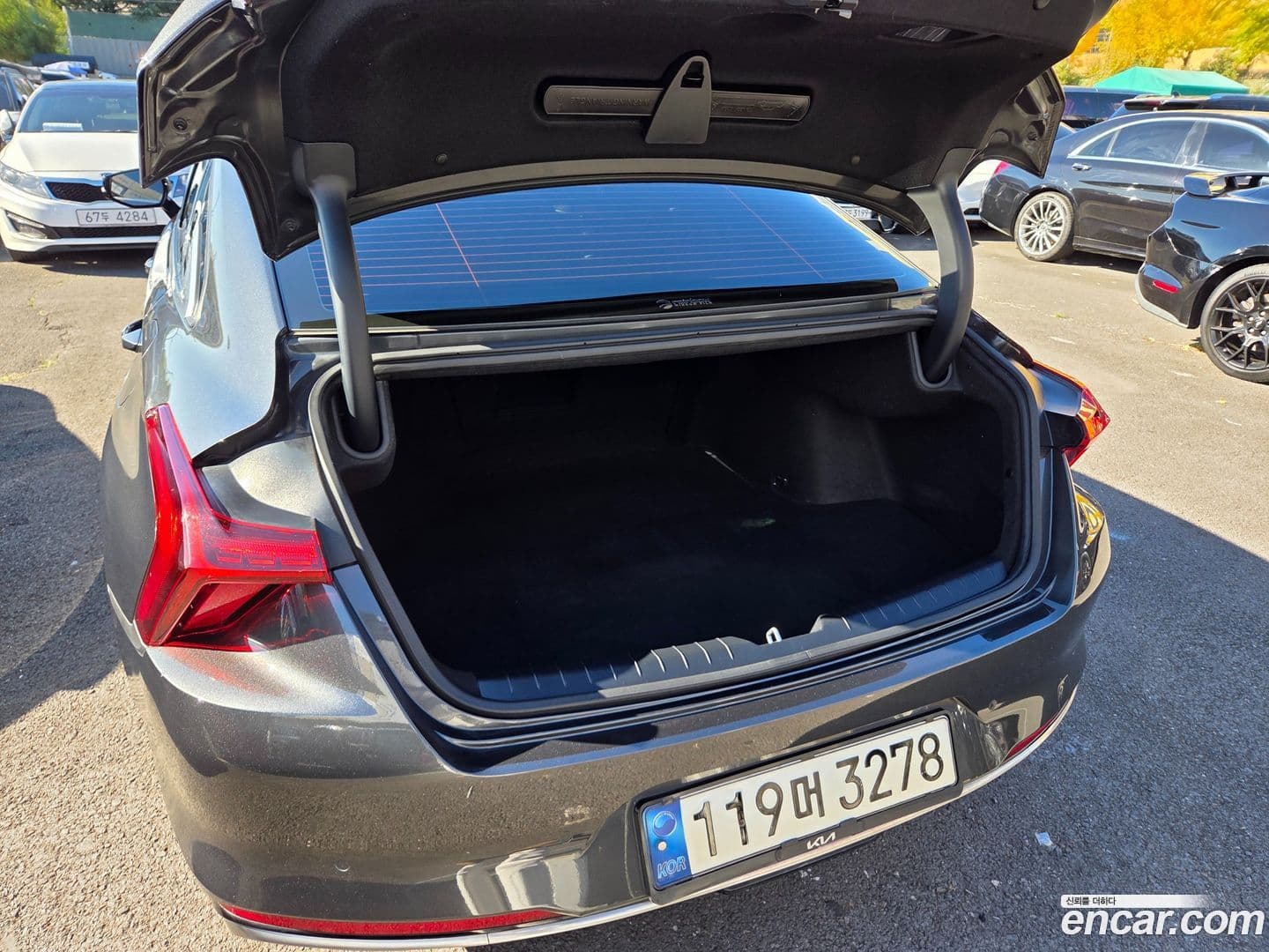 Main__Slider__Photo:K8 Kia 2021.11-17