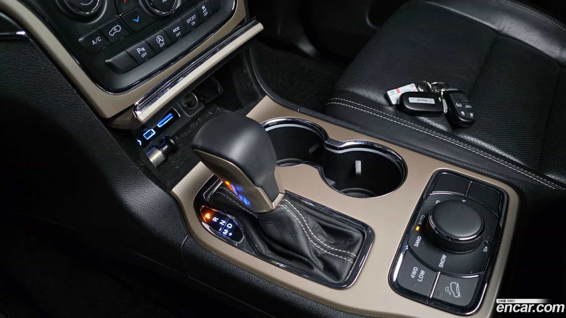 Cherokee Jeep 2016.11-INNER-009