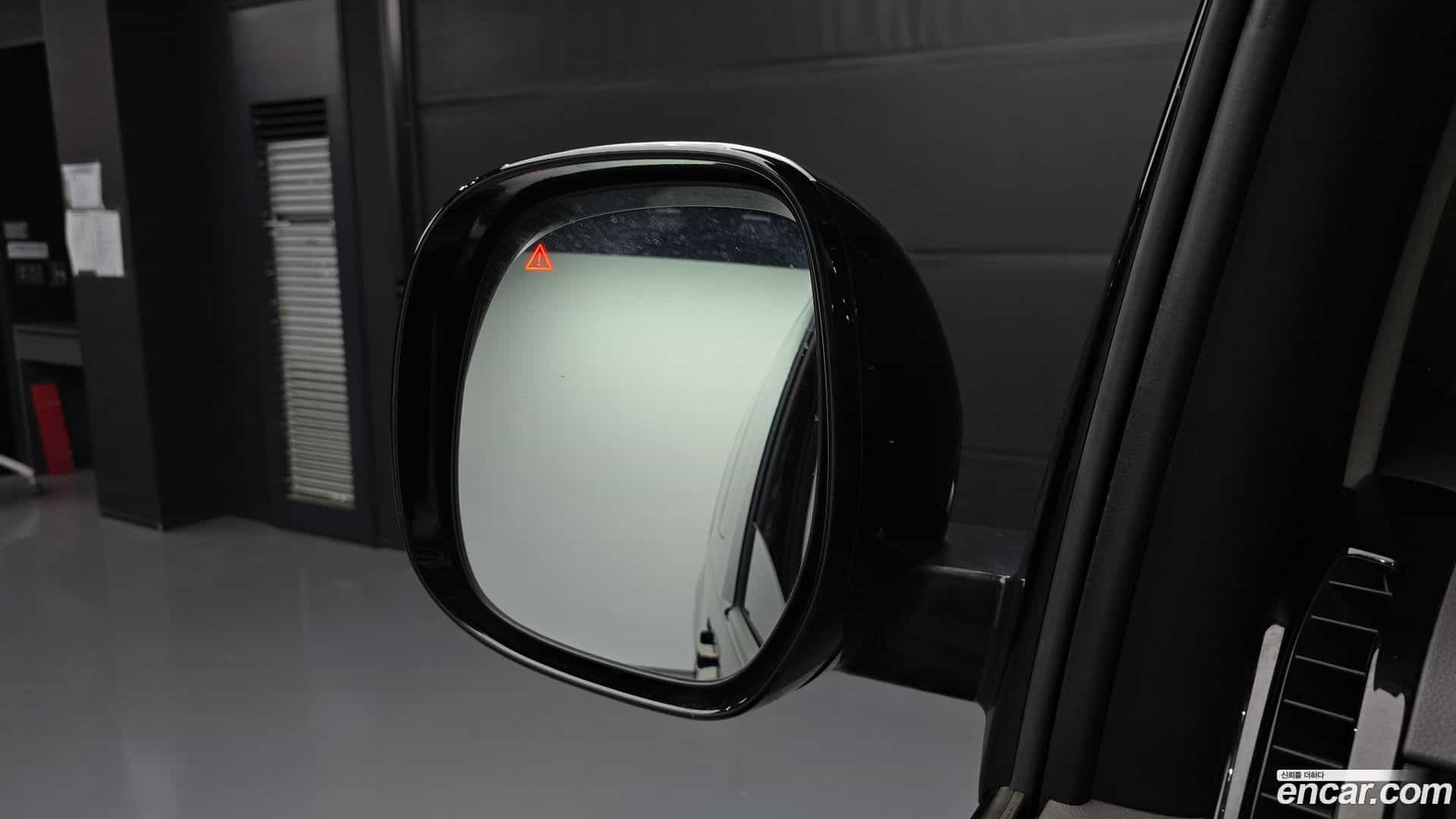 Staria Hyundai 2022.0-OPTION-020