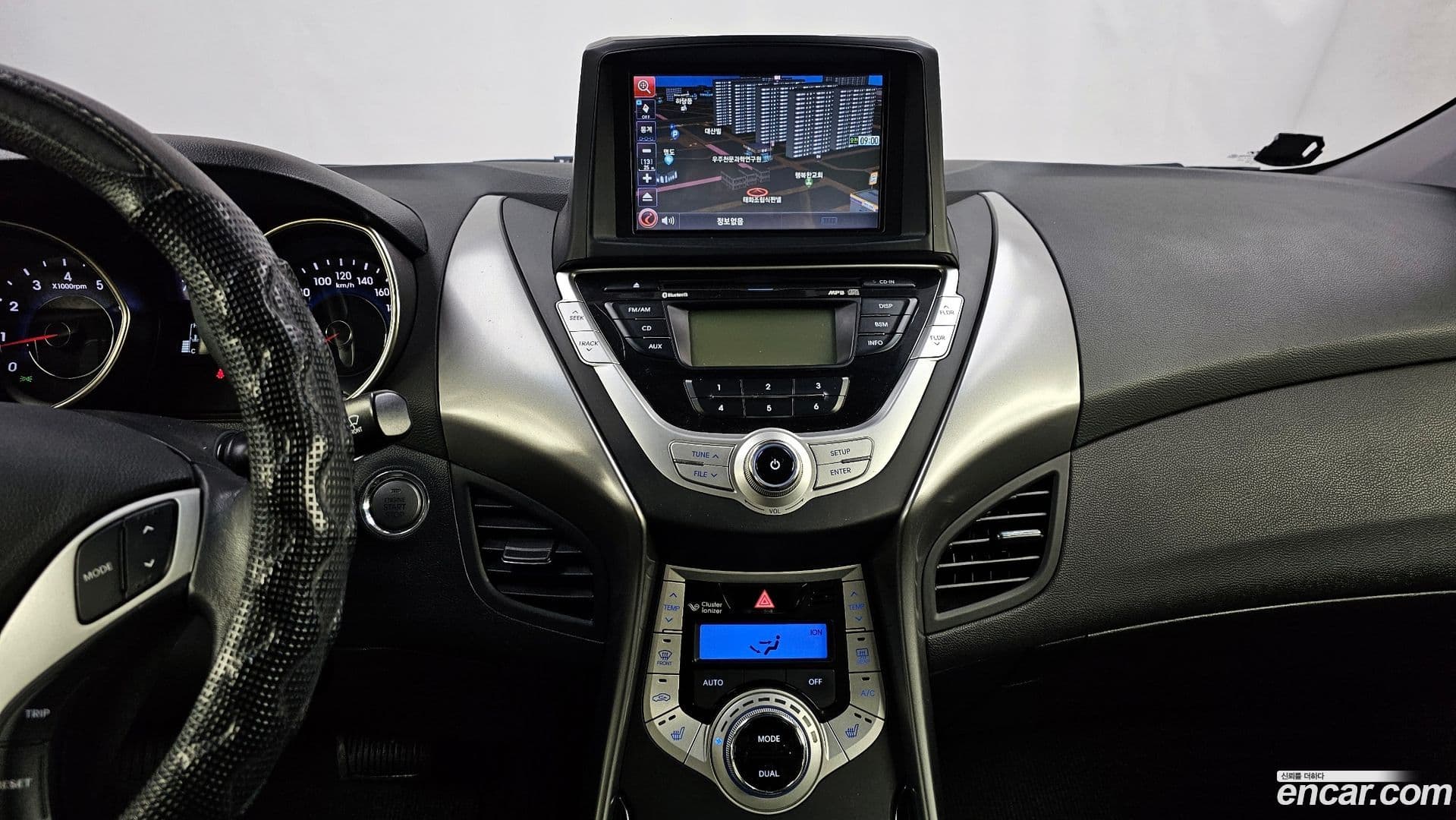 Main__Slider__Photo:AVANTE Hyundai 2012.6-15