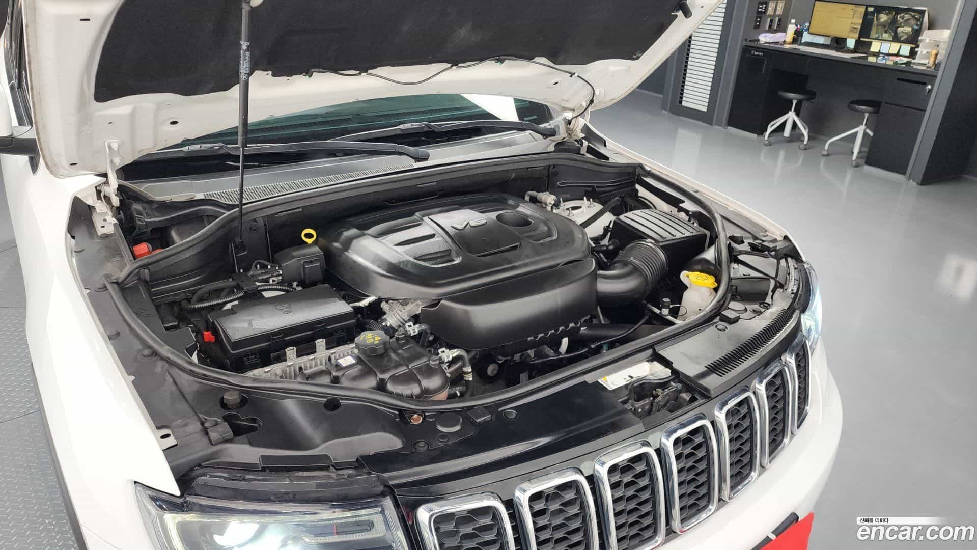 Cherokee Jeep 2017.6-INNER-006