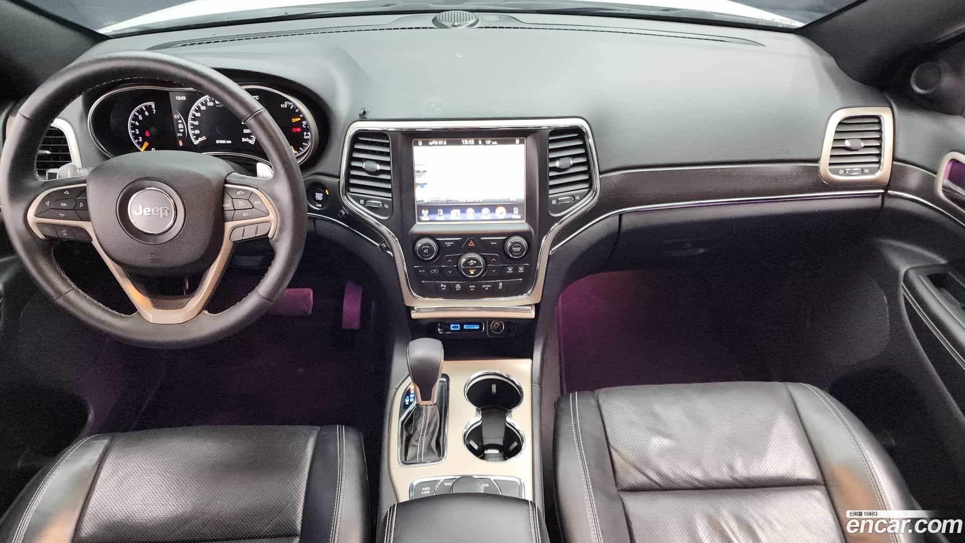 Cherokee Jeep 2017.6-INNER-007