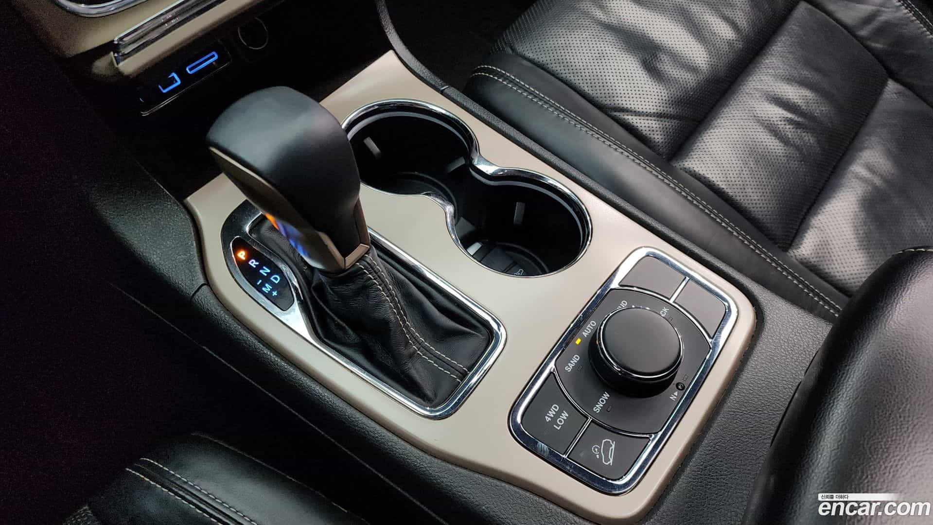 Cherokee Jeep 2017.6-INNER-009