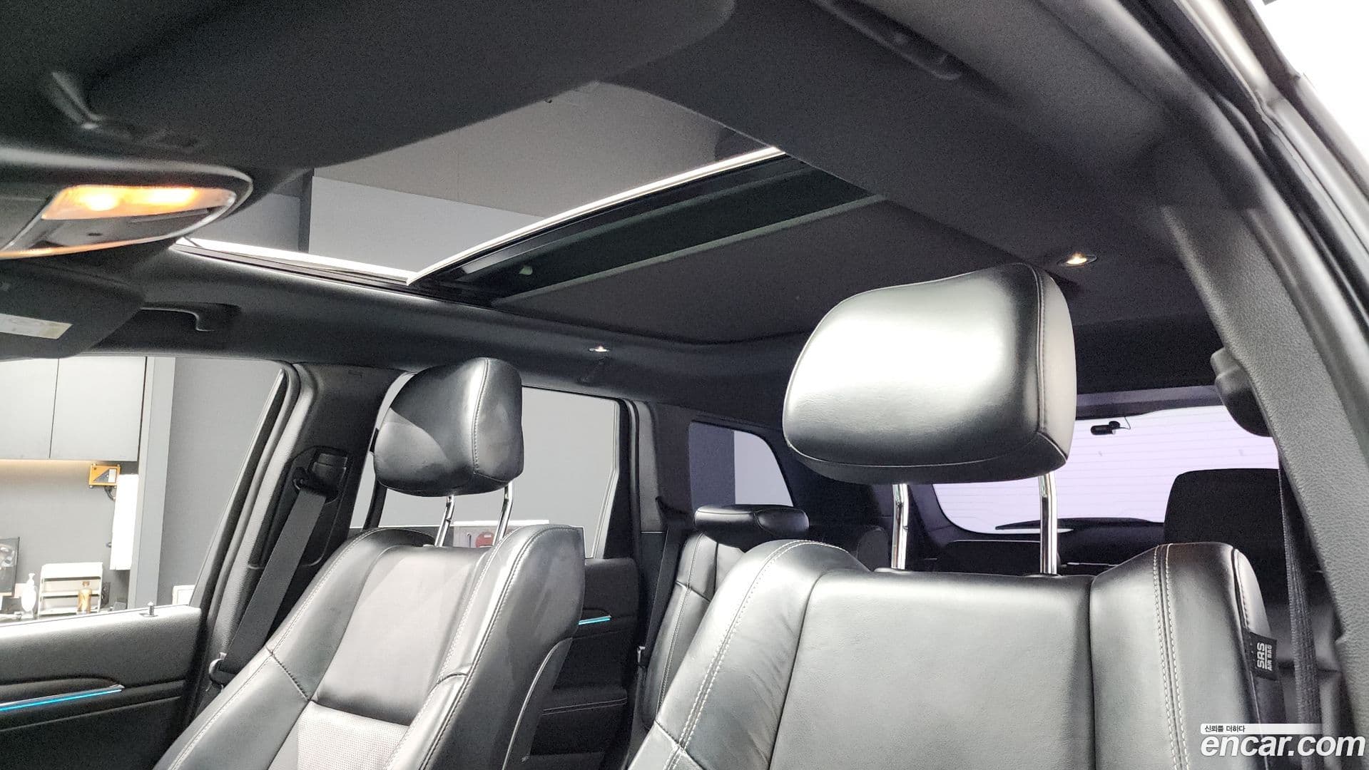 Main__Slider__Photo:Cherokee Jeep 2017.6-17