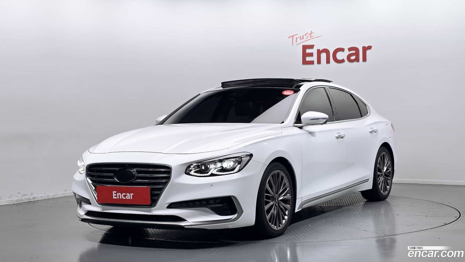 Grandeur Hyundai 2017.9-OUTER-001