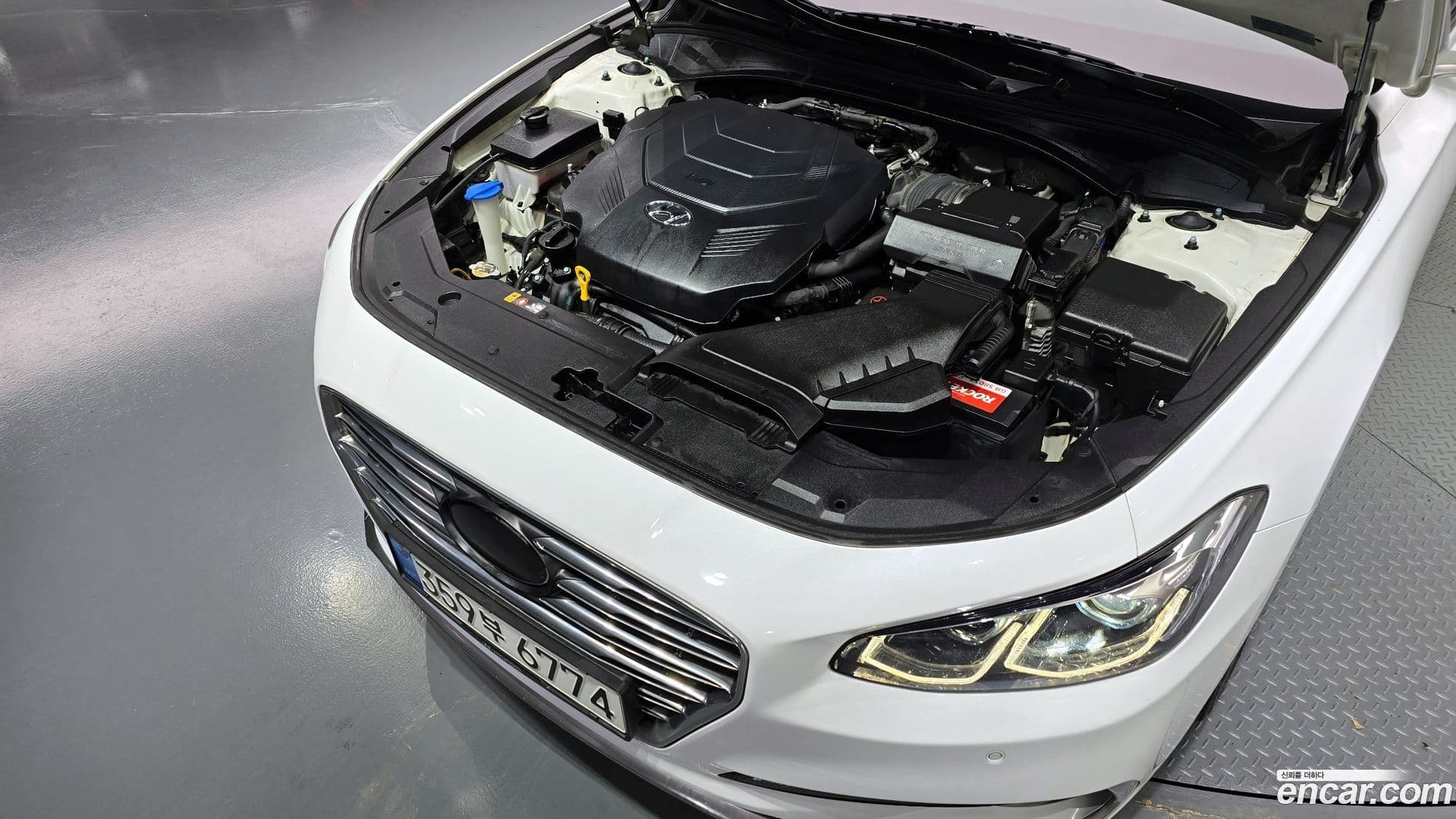 Main__Slider__Photo:Grandeur Hyundai 2017.9-5