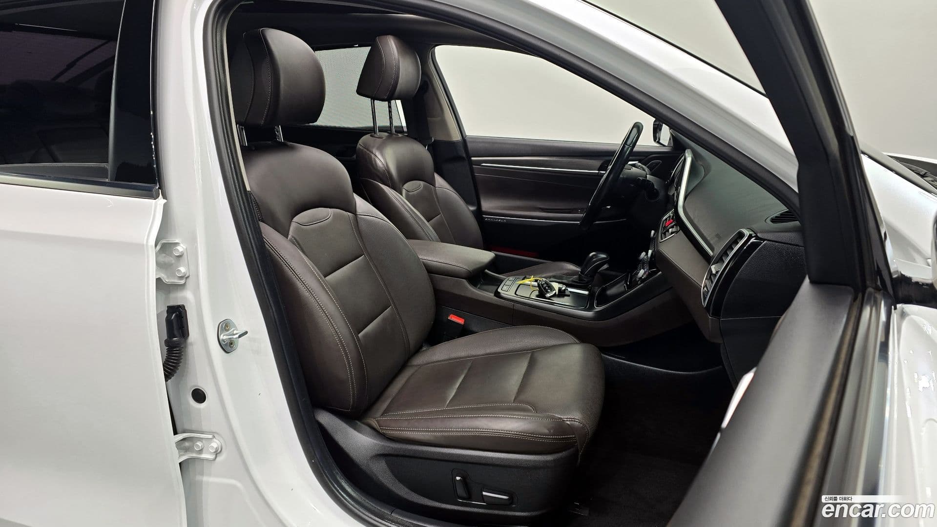 Main__Slider__Photo:Grandeur Hyundai 2017.9-9