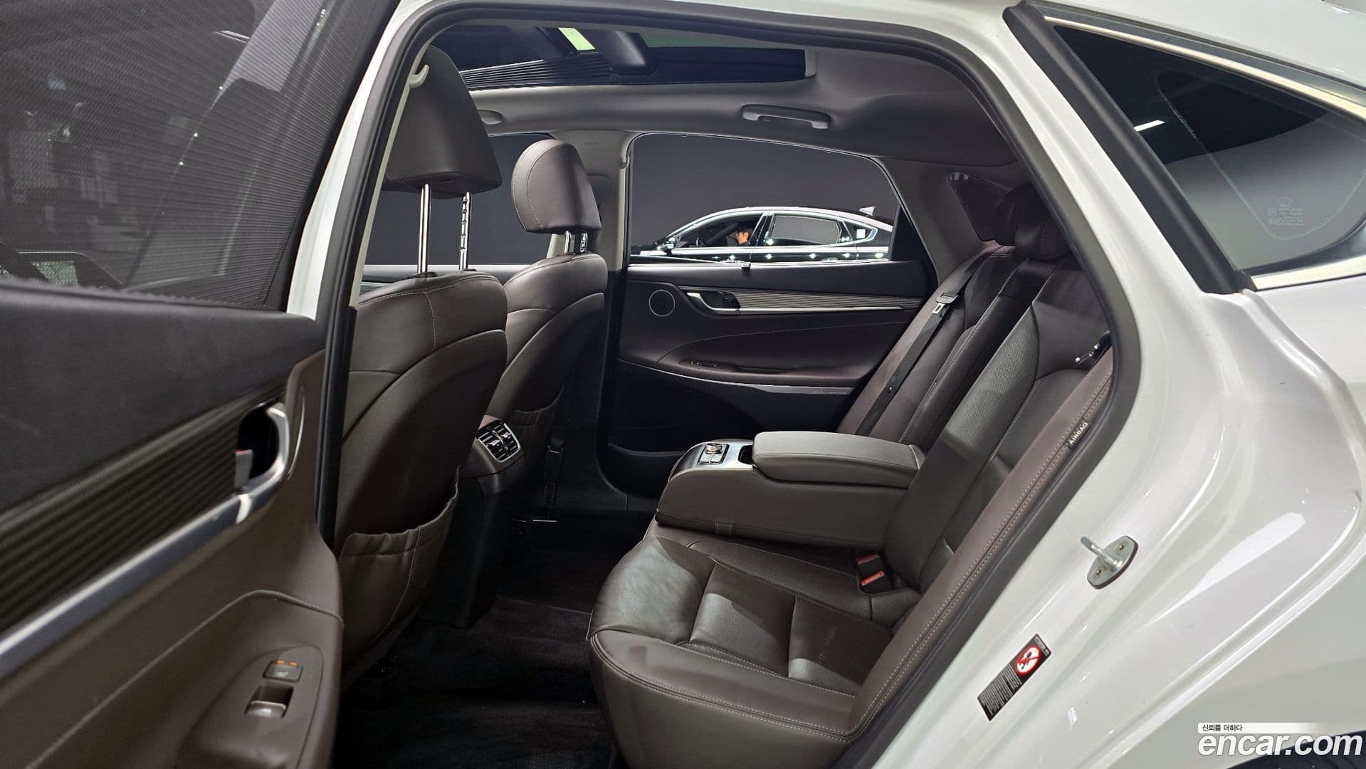 Main__Slider__Photo:Grandeur Hyundai 2017.9-11