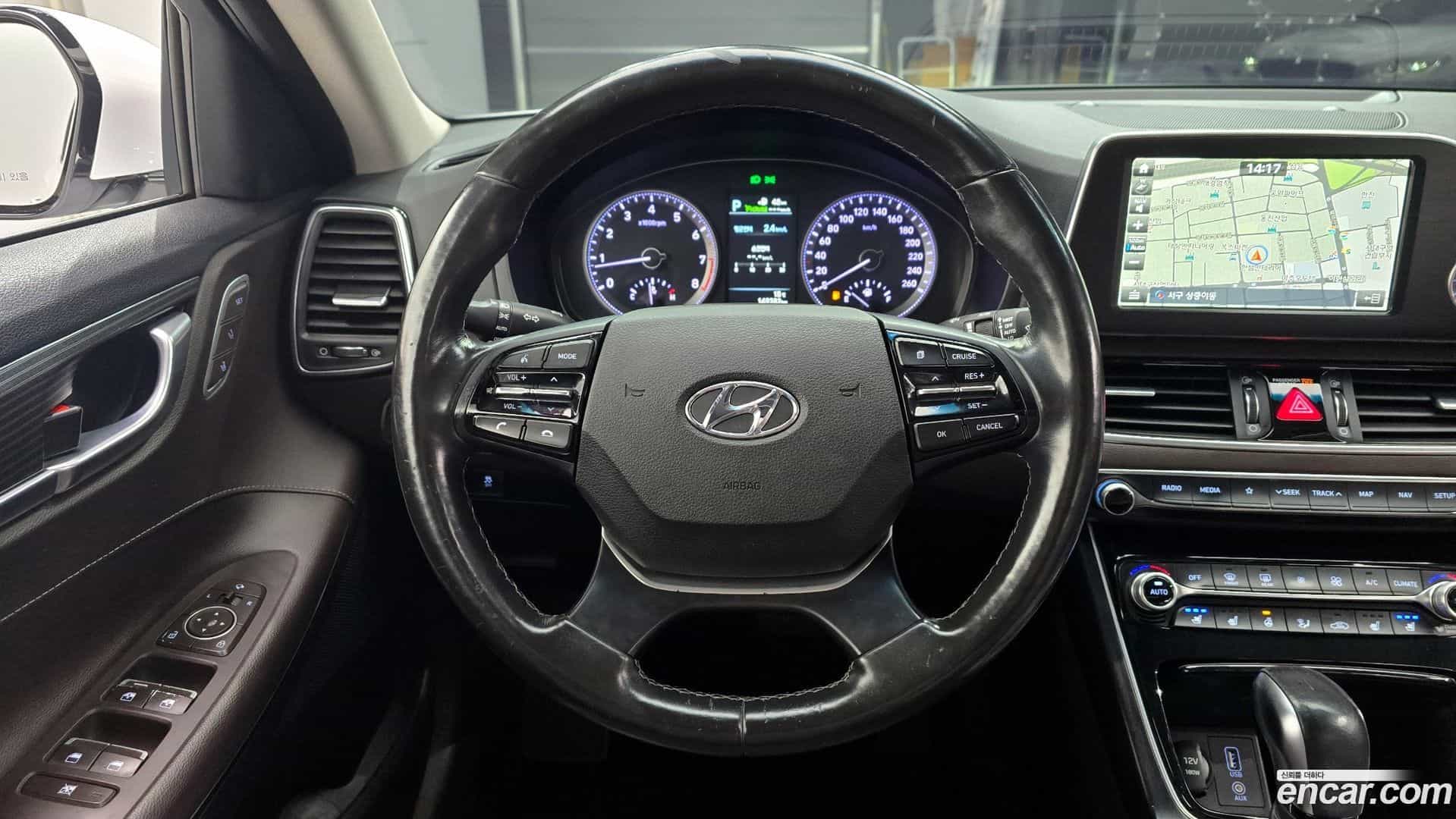 Grandeur Hyundai 2017.9-OPTION-017