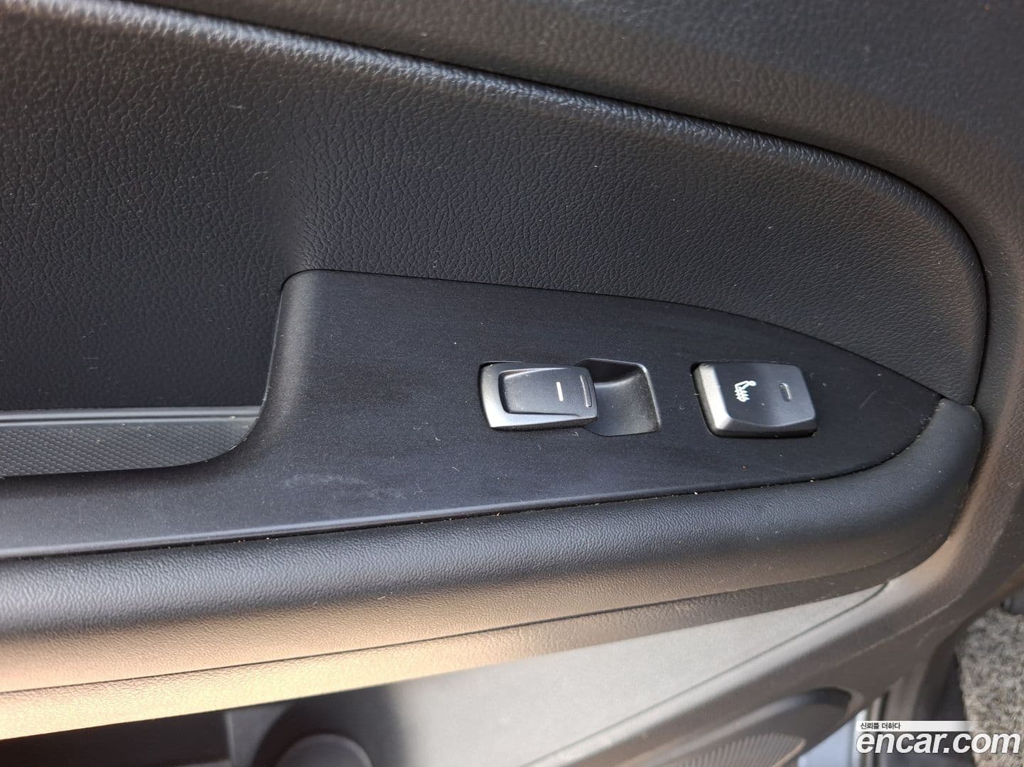 Main__Slider__Photo:Rexton KG_Mobility_Ssangyong 2020.0-12