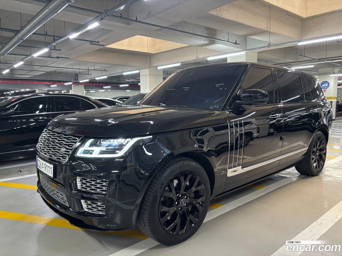 Main__Slider__Photo:Range Rover Land Rover 2016.11-2