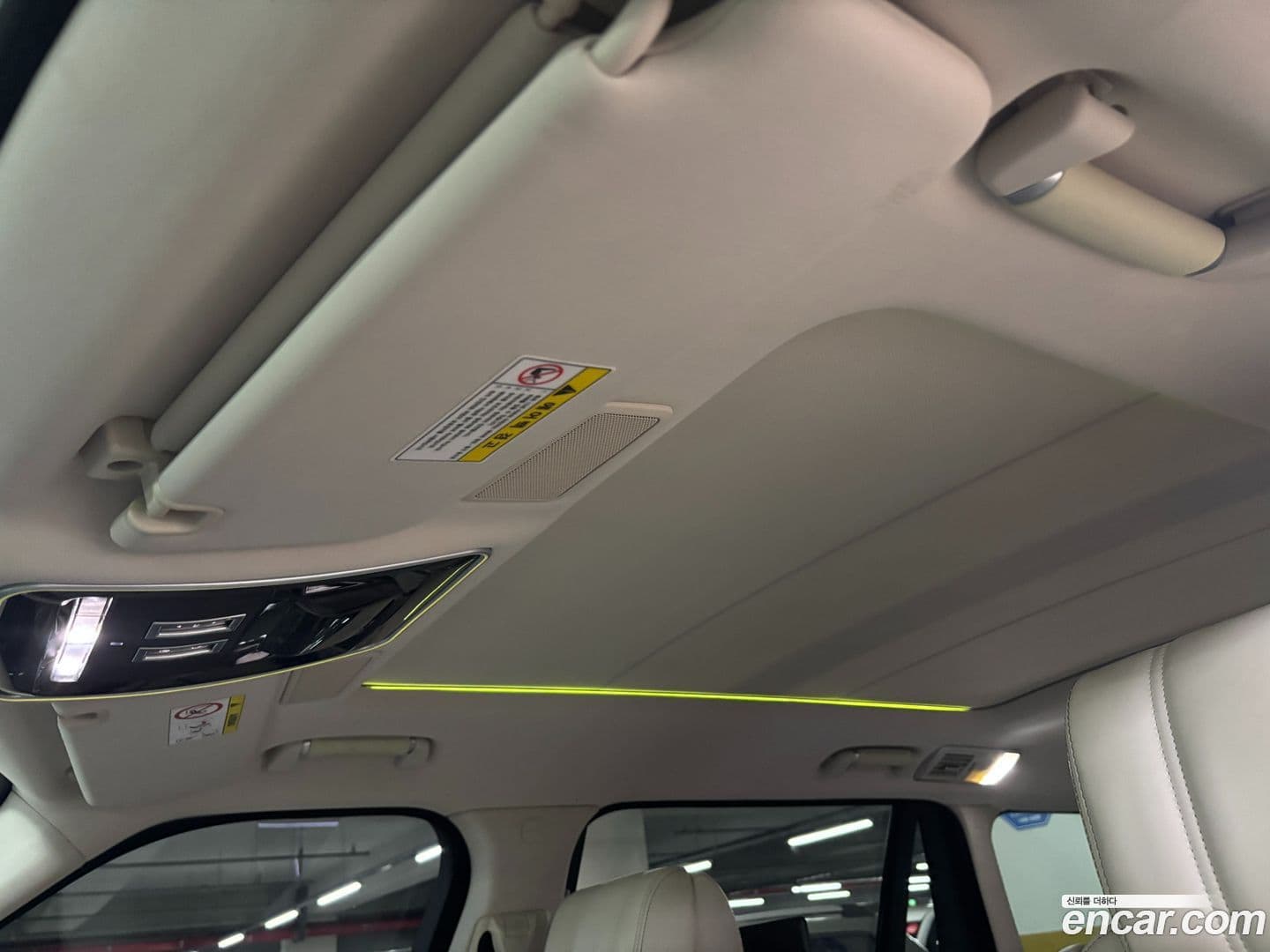 Main__Slider__Photo:Range Rover Land Rover 2016.11-12