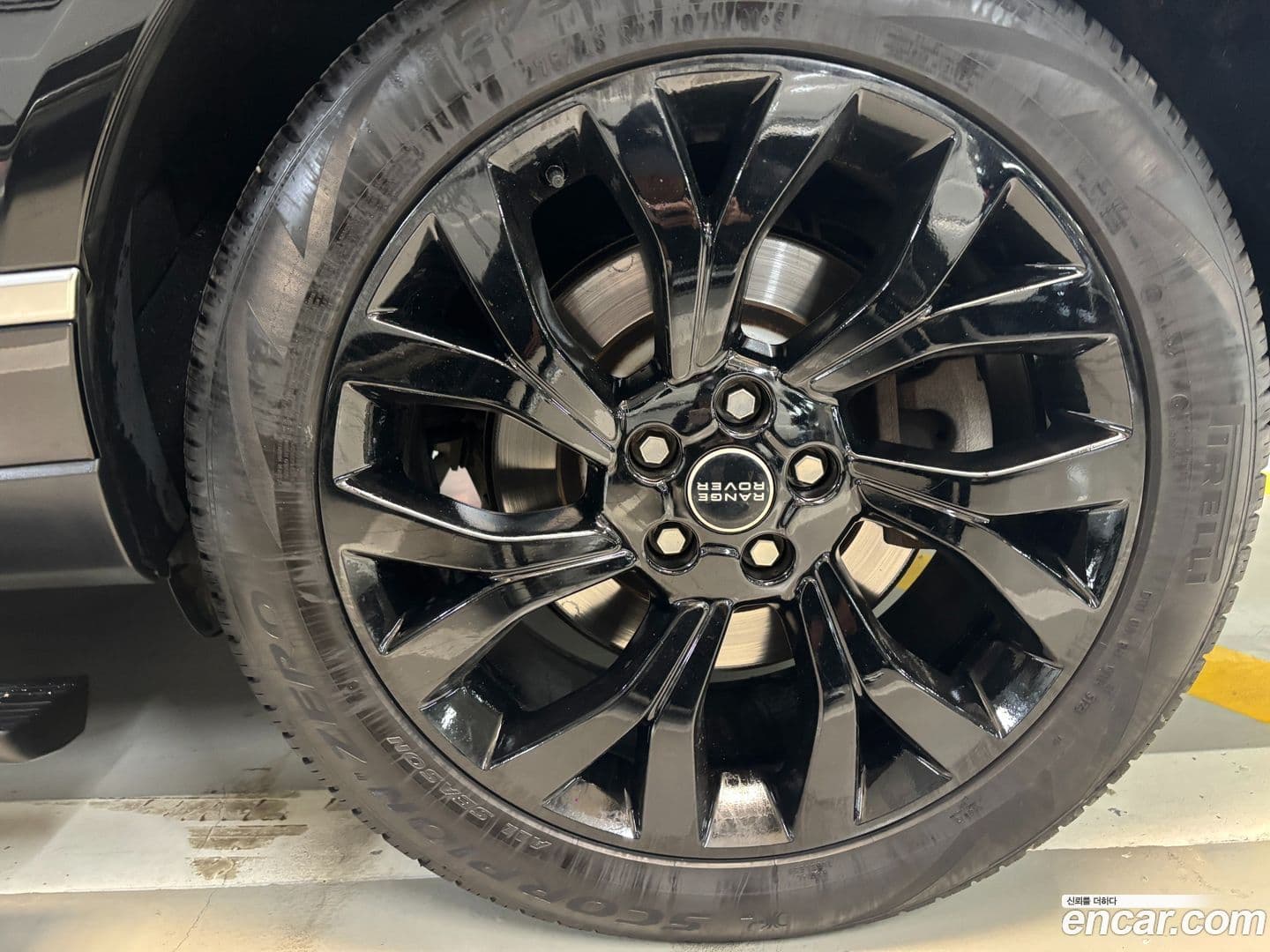 Main__Slider__Photo:Range Rover Land Rover 2016.11-15