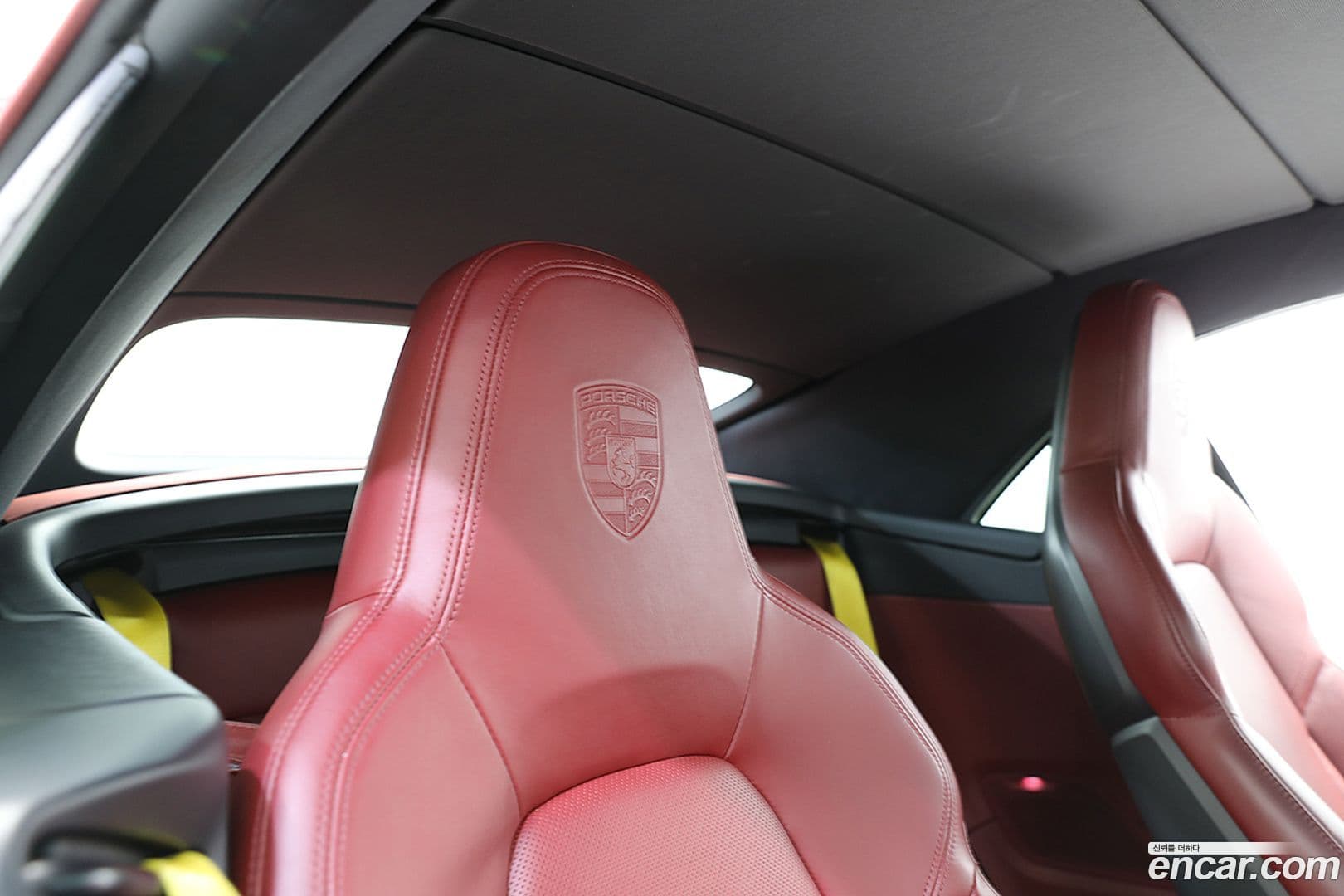 Main__Slider__Photo:911 Porsche 2020.9-11