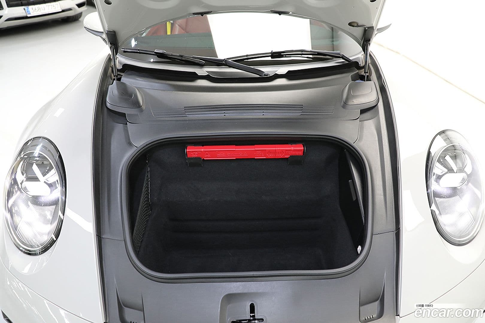 Main__Slider__Photo:911 Porsche 2020.9-17