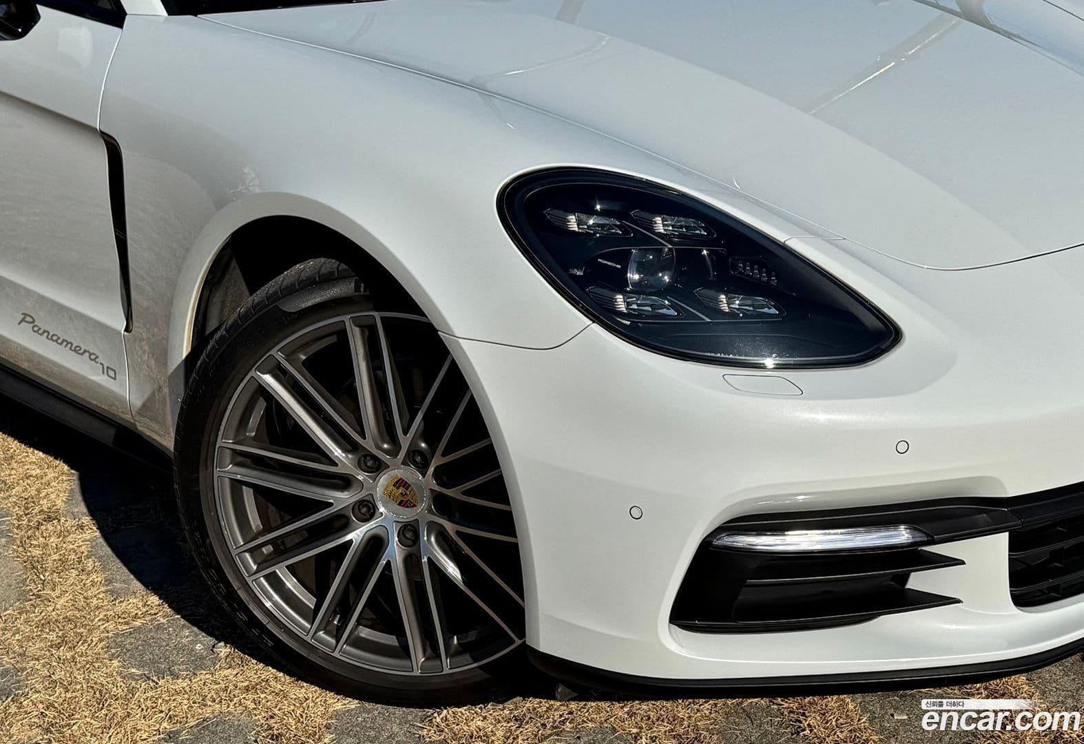 Main__Slider__Photo:Panamera Porsche 2020.7-3