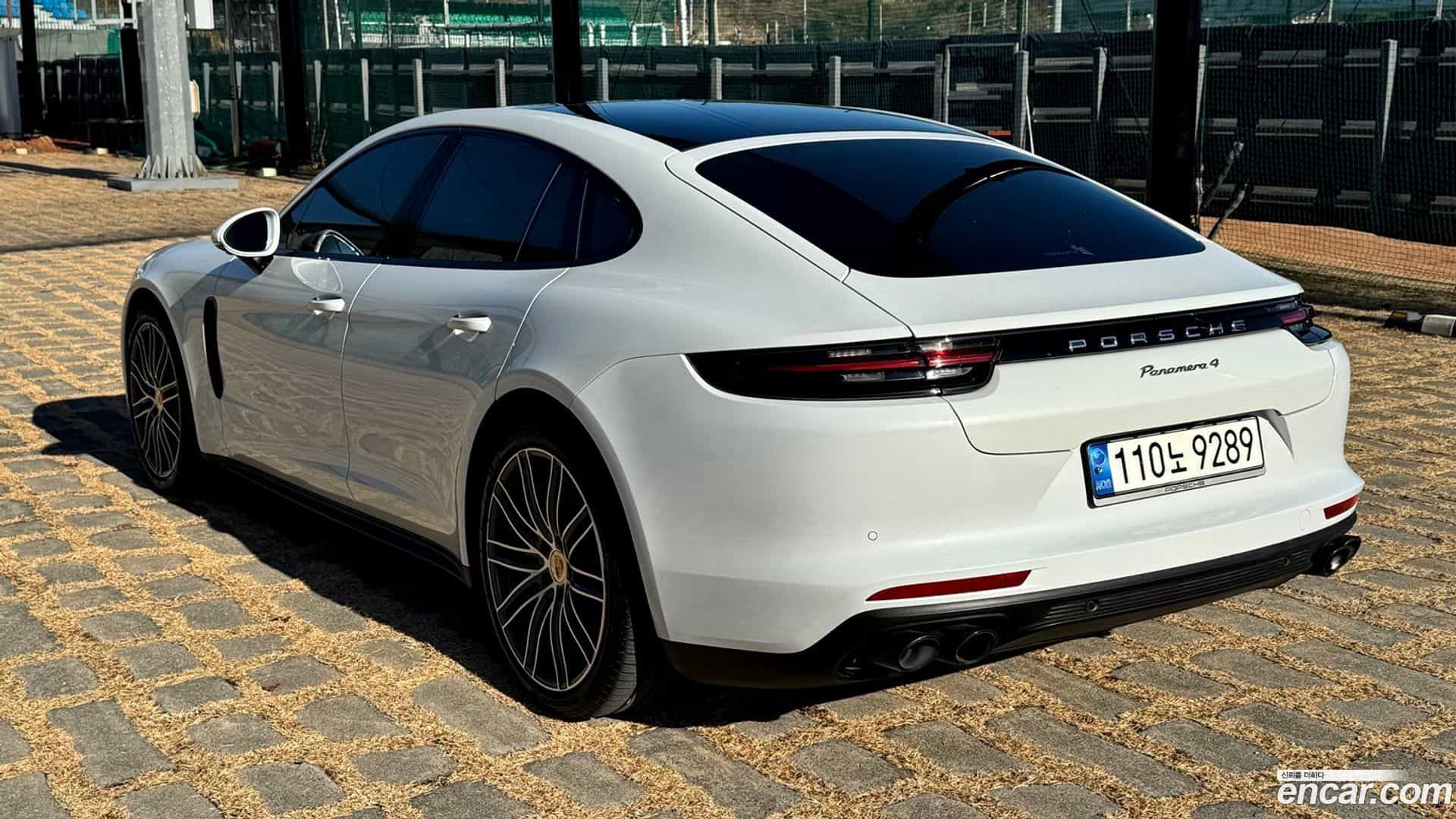 Panamera Porsche 2020.7-INNER-006