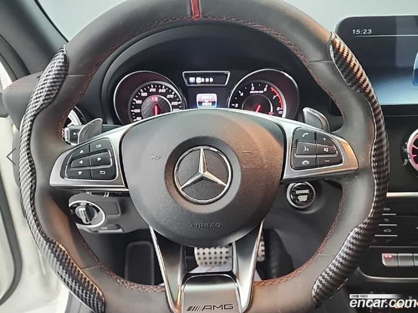 CLA-Class Mercedes-Benz 2018.7-INNER-009