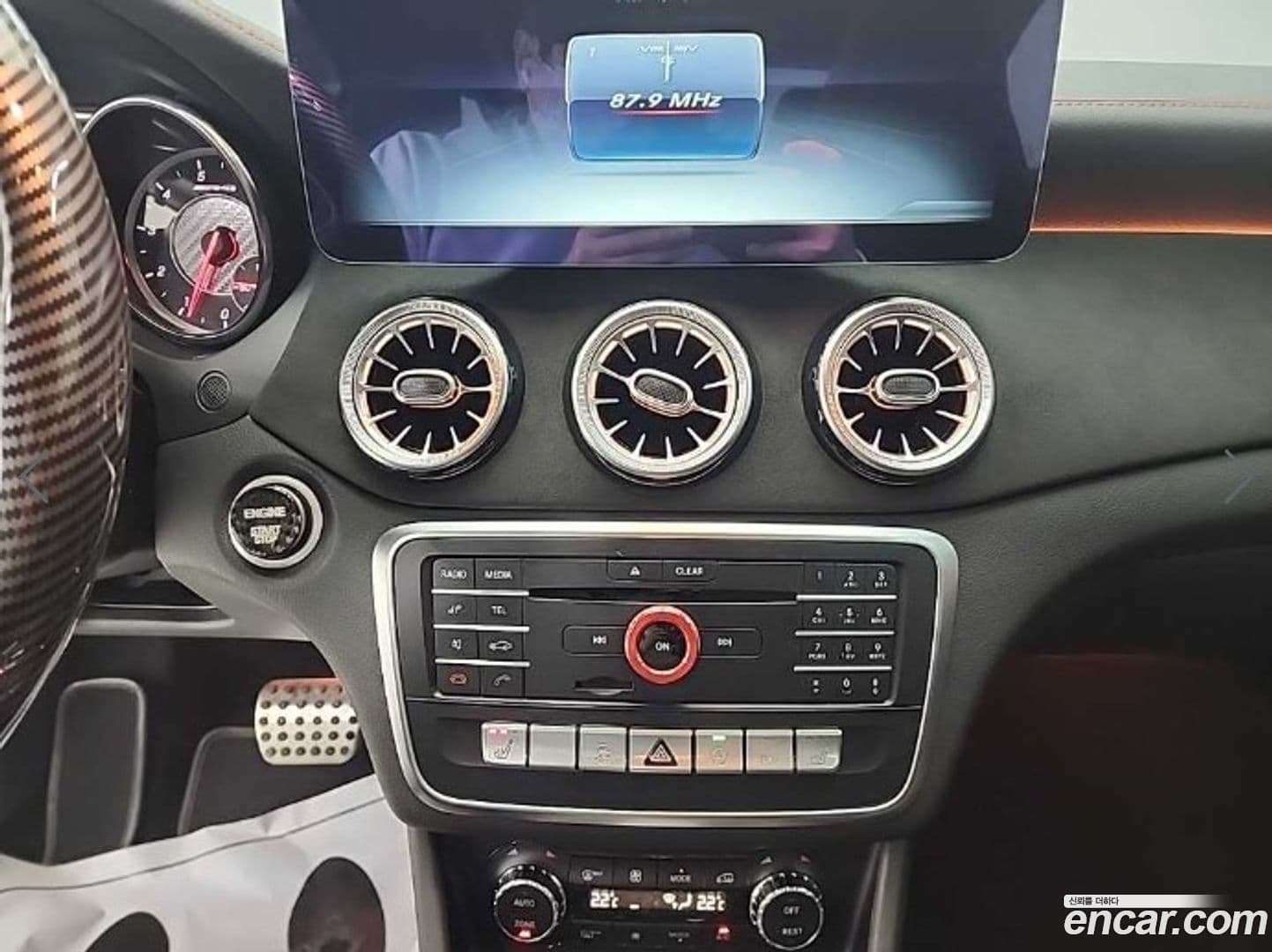 Main__Slider__Photo:CLA-Class Mercedes-Benz 2018.7-9