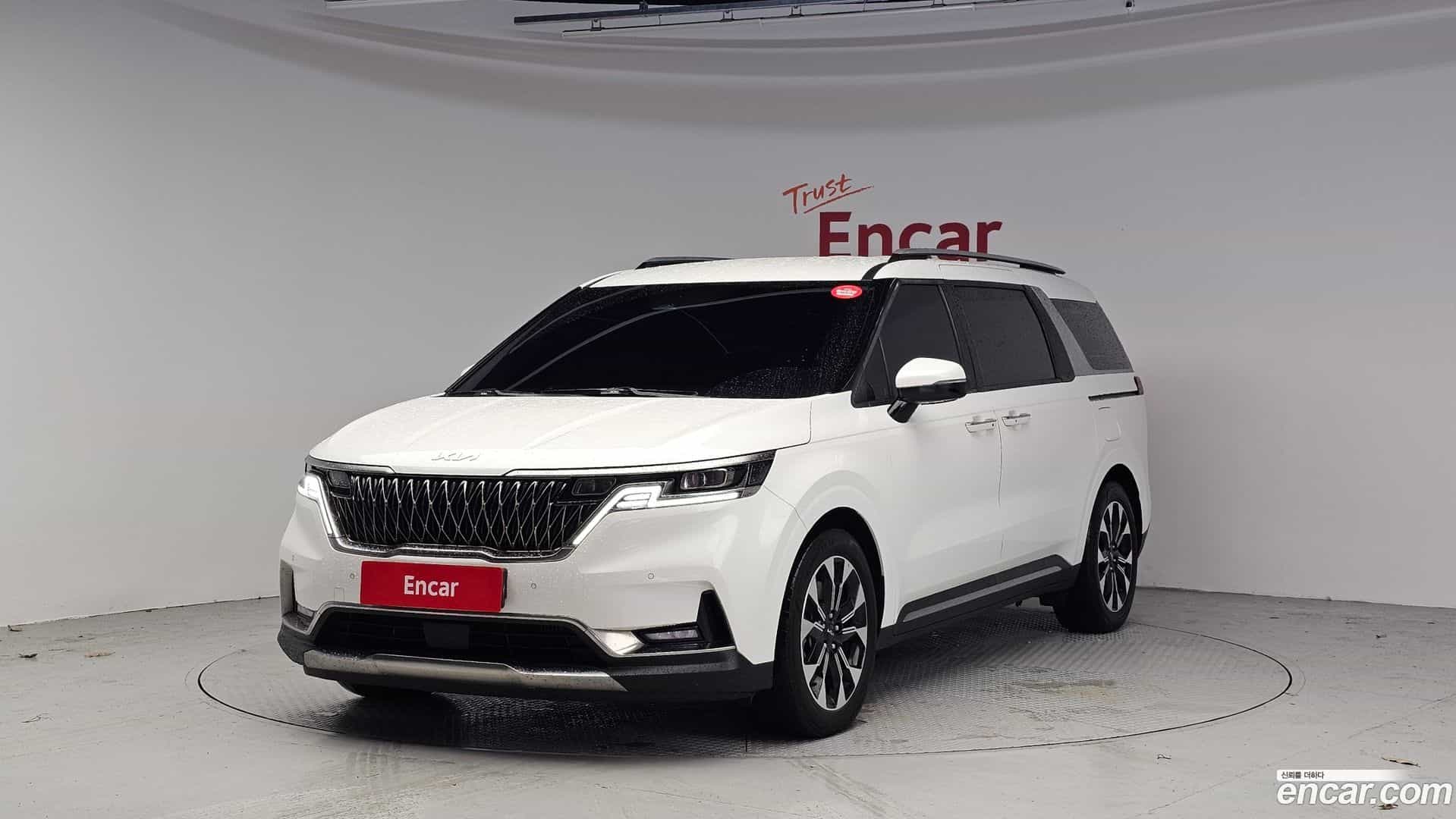 Canival Kia 2022.10-OUTER-001