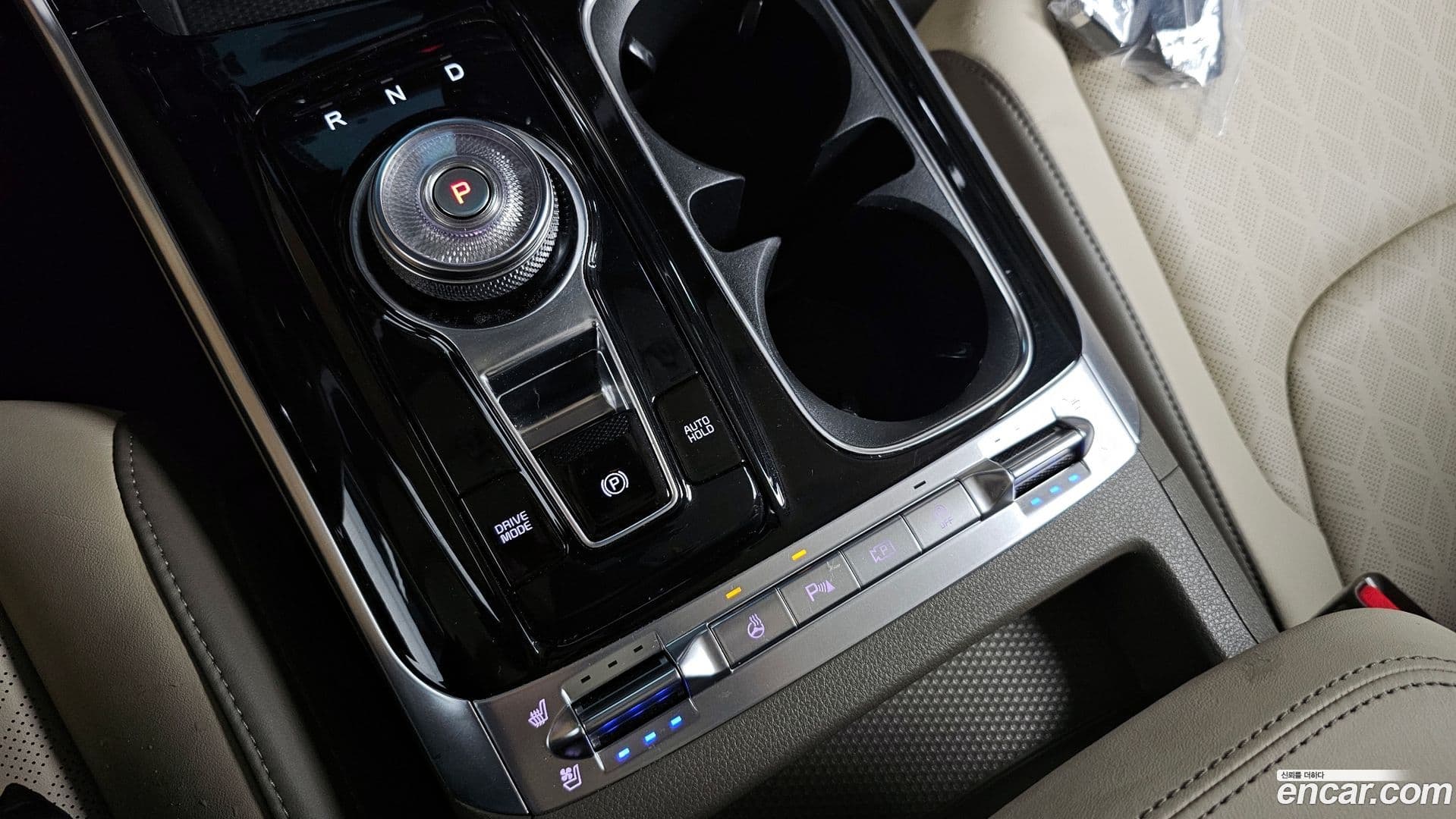 Main__Slider__Photo:Canival Kia 2022.10-8