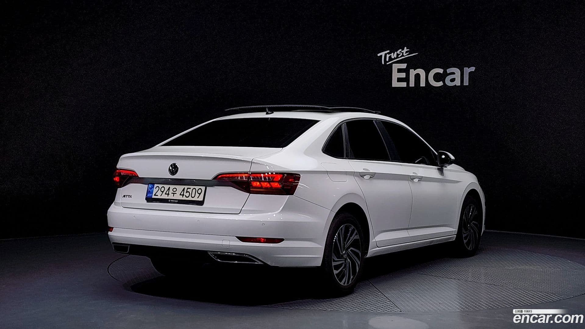 Main__Slider__Photo:Jetta Volkswagen 2020.10-1