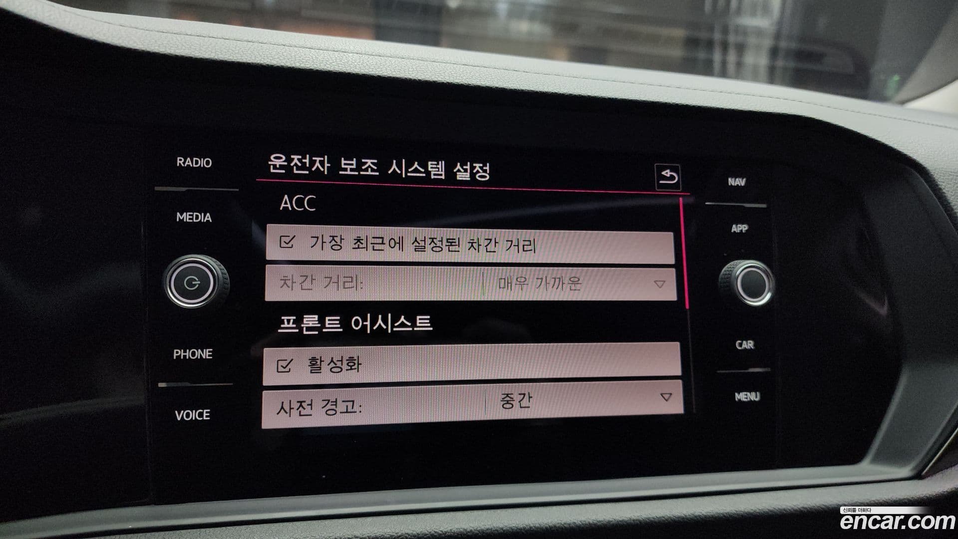 Main__Slider__Photo:Jetta Volkswagen 2020.10-15