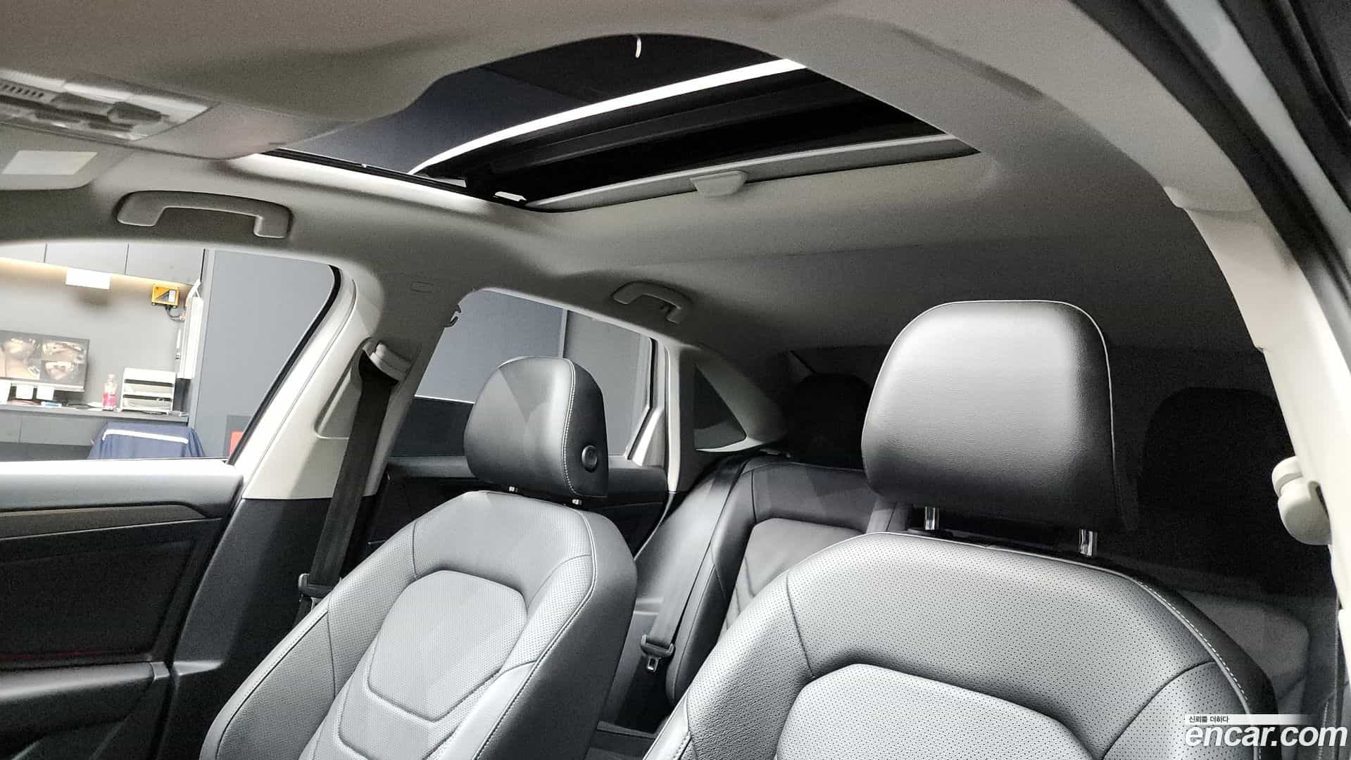 Jetta Volkswagen 2020.10-OPTION-023