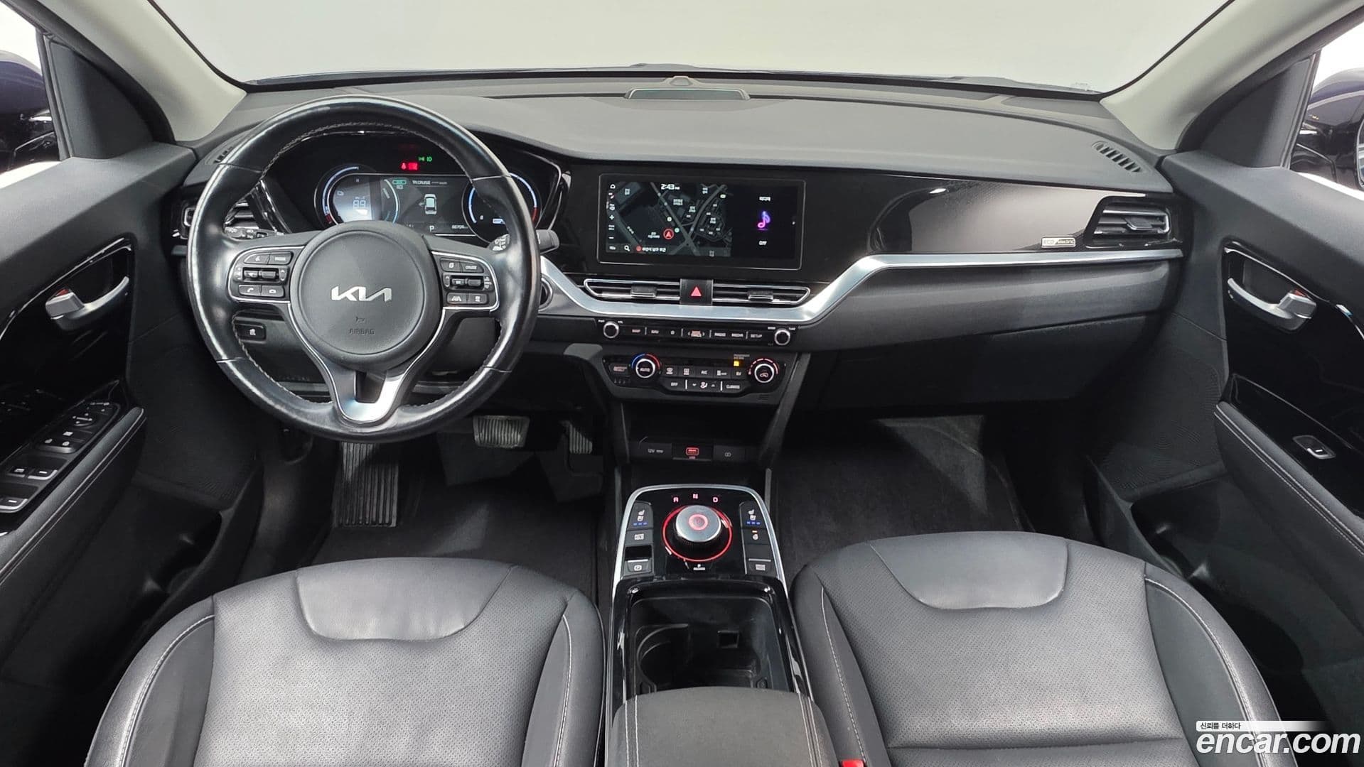 Main__Slider__Photo:Niro Kia 2021.7-6