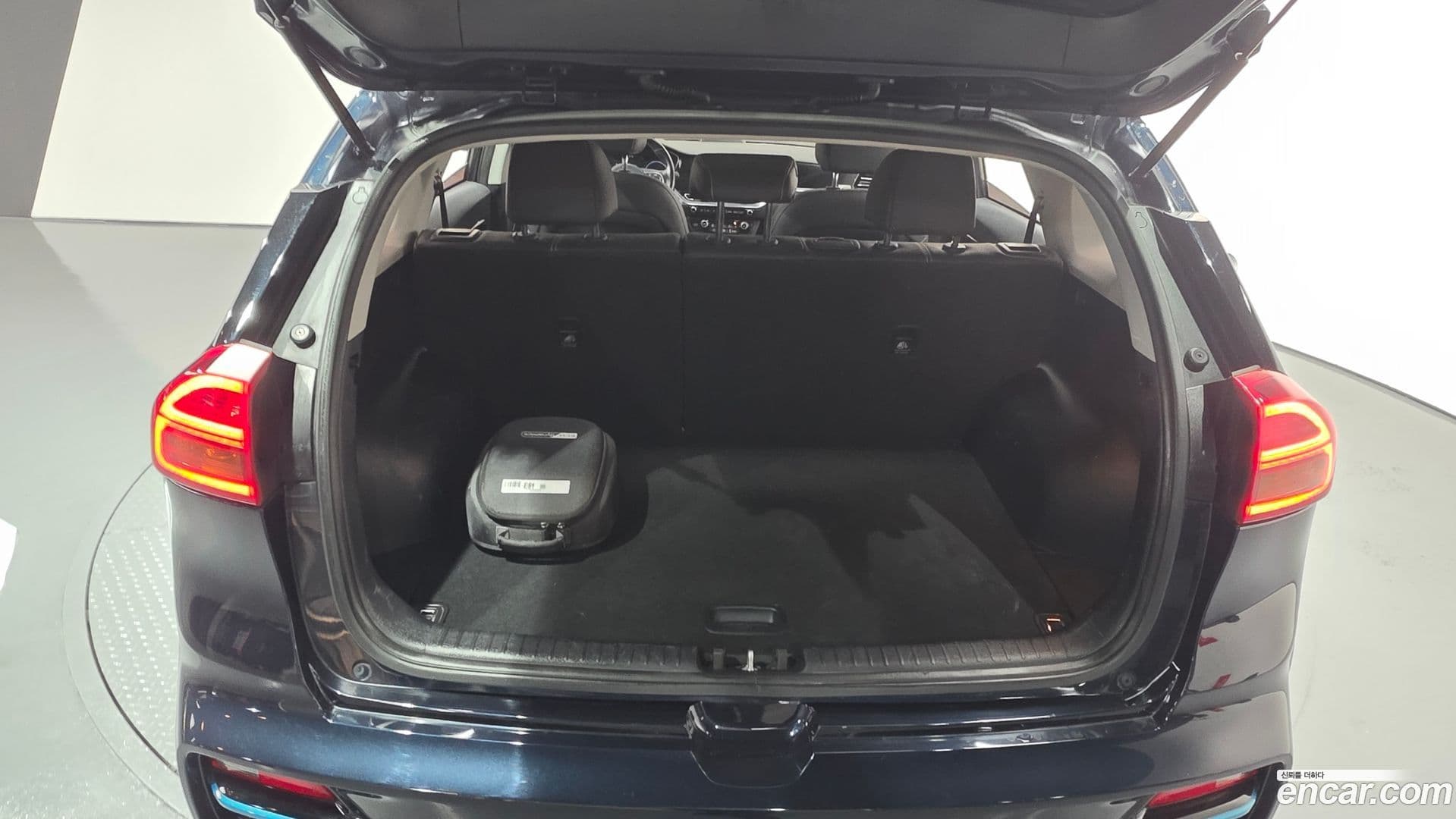 Main__Slider__Photo:Niro Kia 2021.7-19