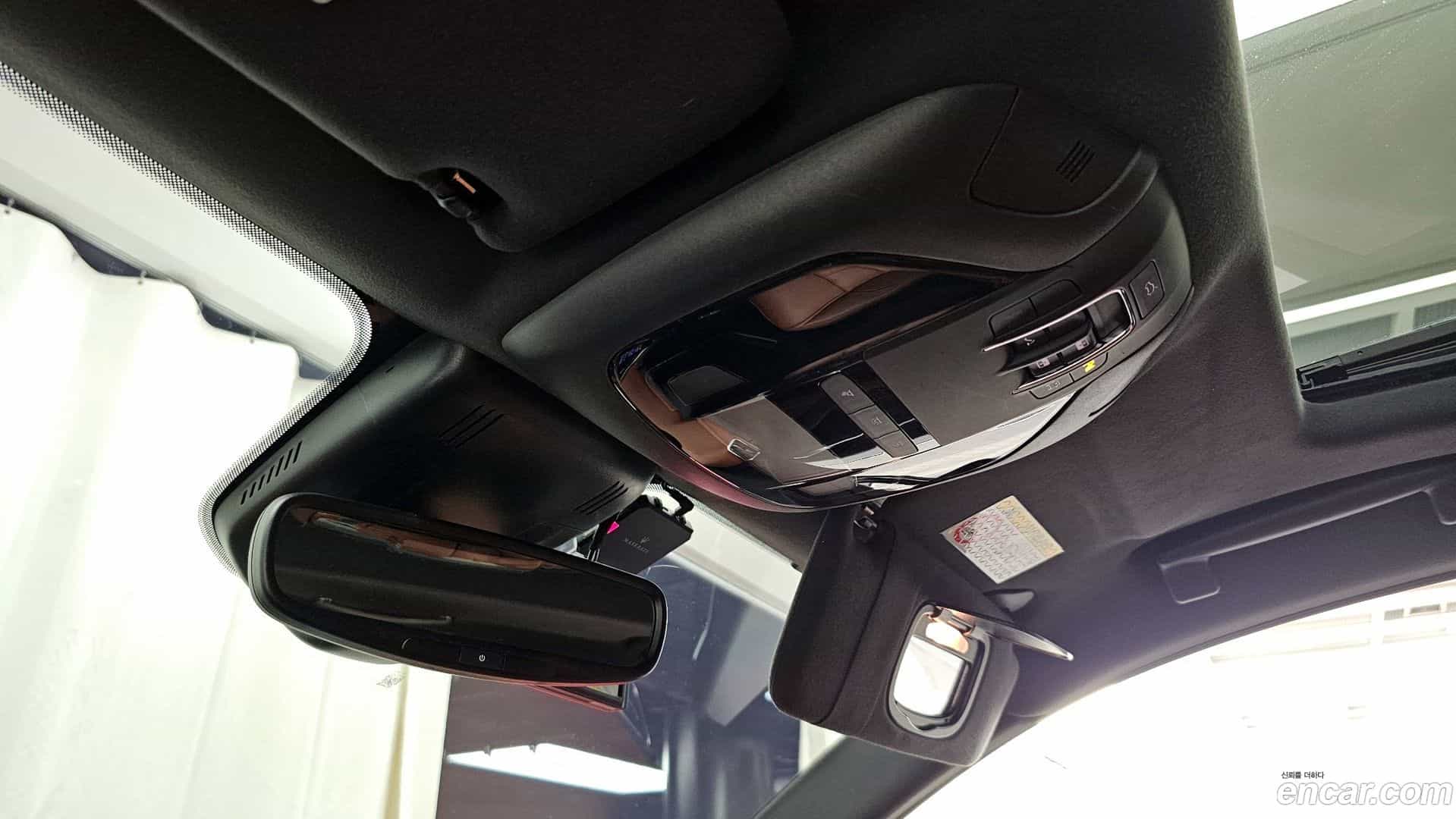 Ghibli Maserati 2019.6-OPTION-021