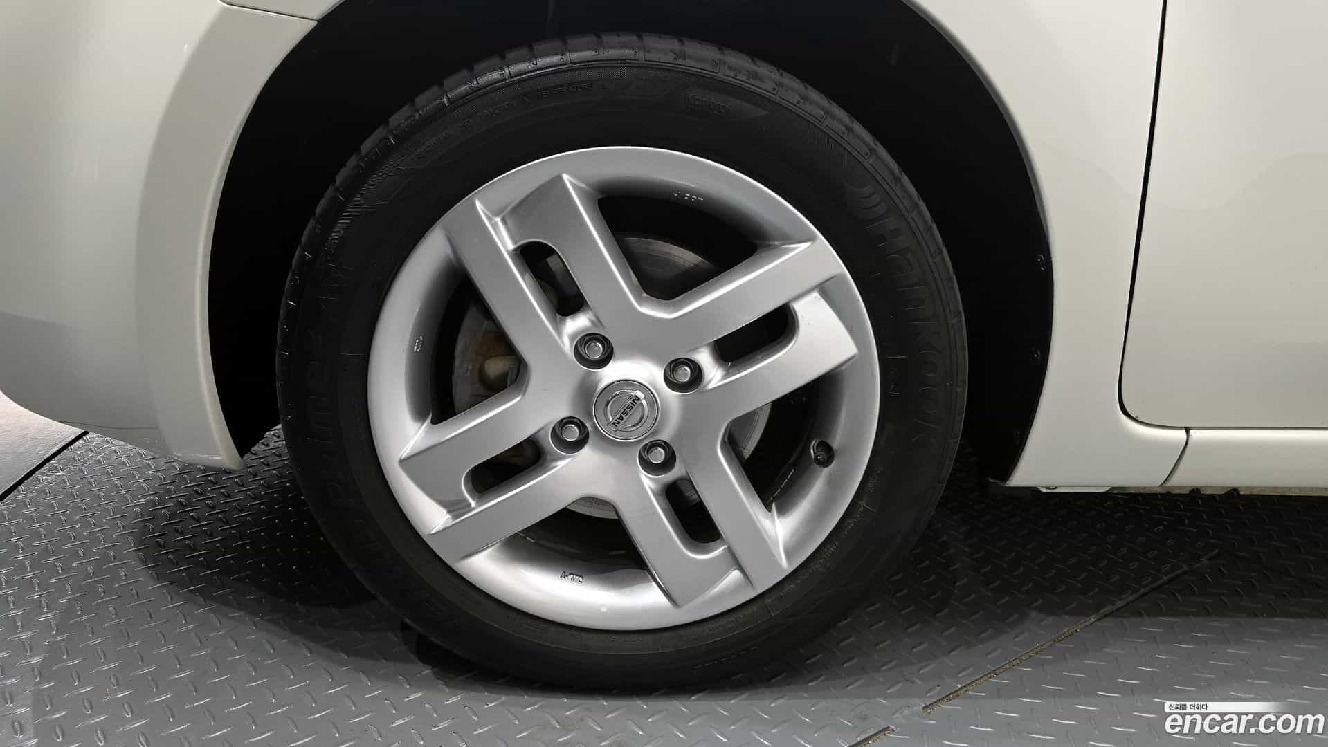 Cube Nissan 2012.7-OUTER-005