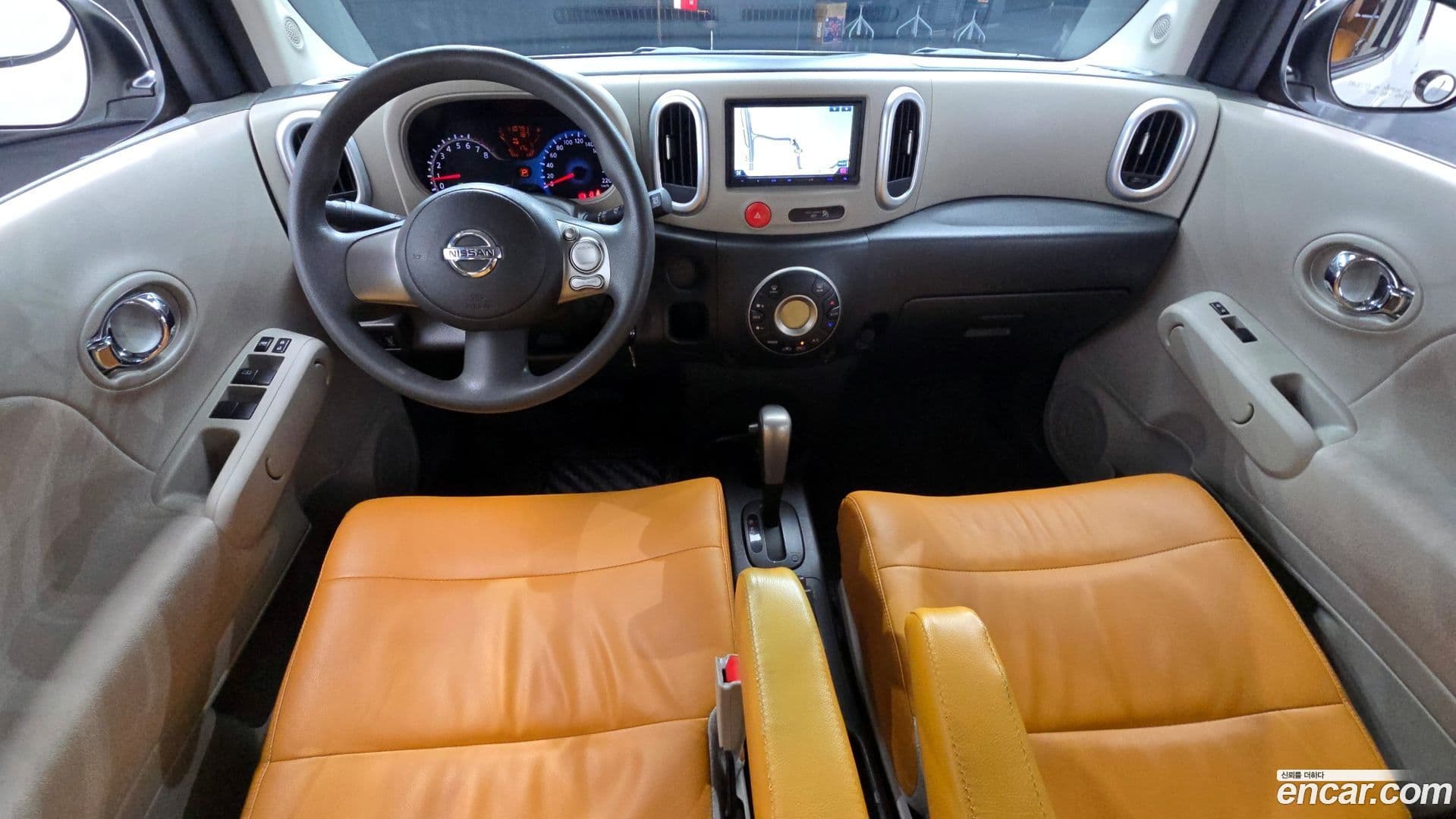 Main__Slider__Photo:Cube Nissan 2012.7-7