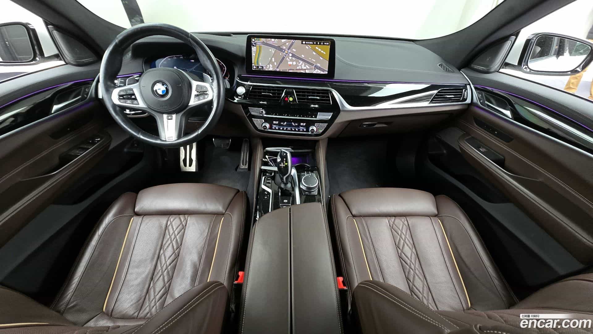 Gran Turismo BMW 2021.11-INNER-007