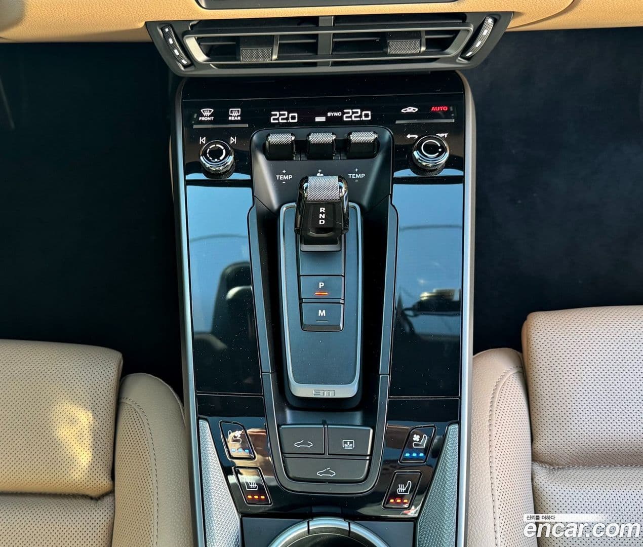 Main__Slider__Photo:911 Porsche 2020.2-14