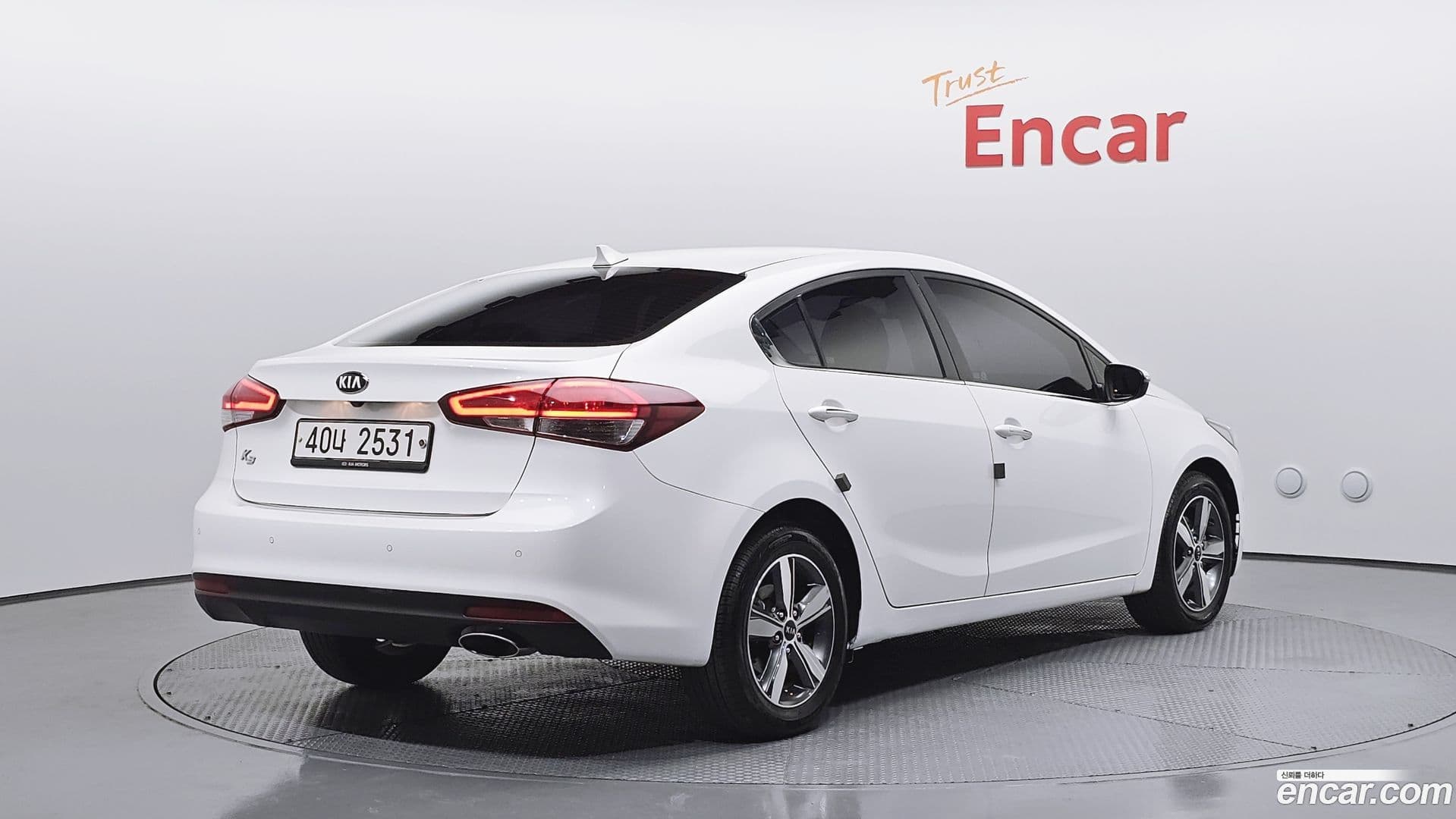 Main__Slider__Photo:K3 Kia 2017.10-1