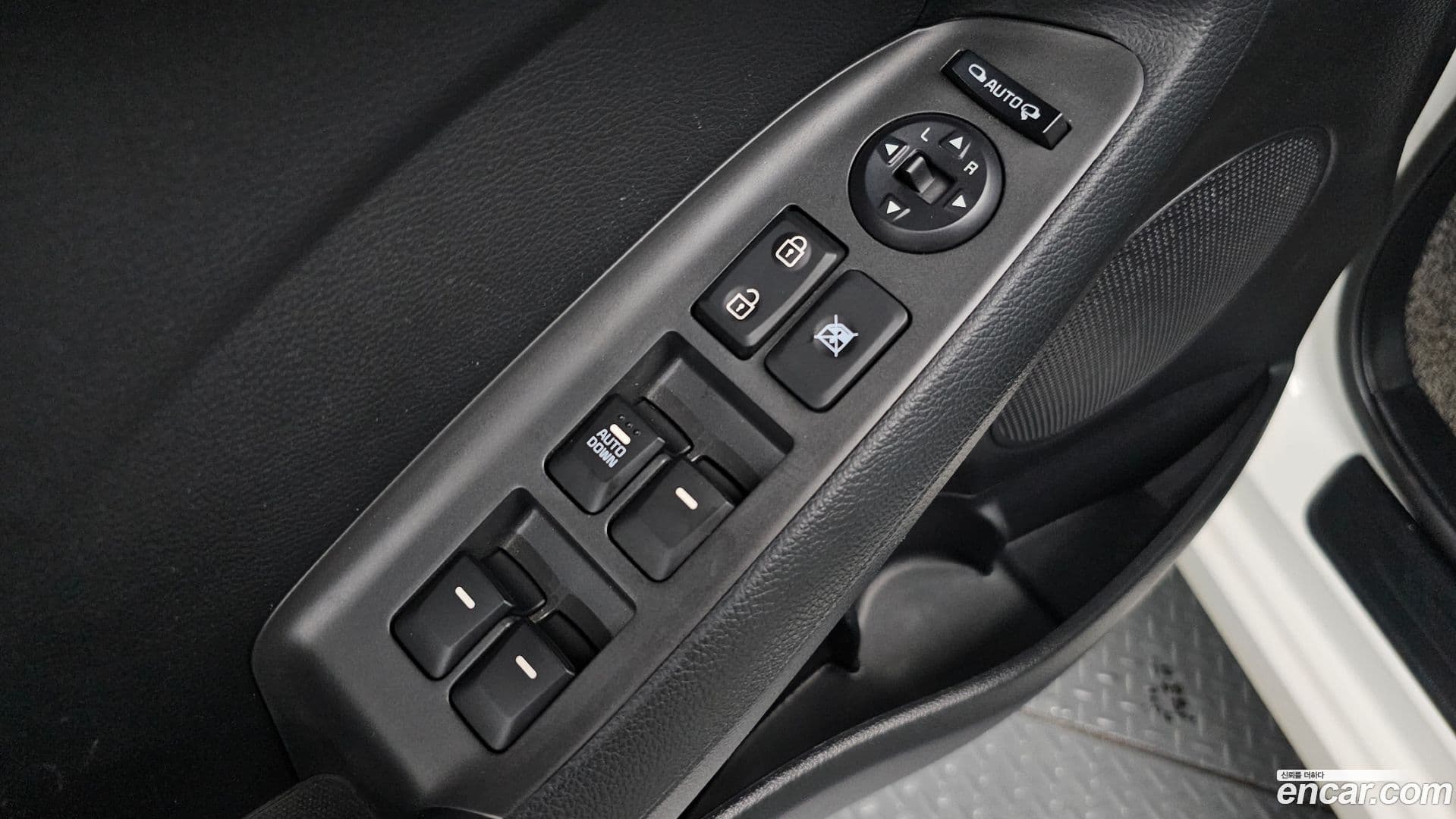 Main__Slider__Photo:K3 Kia 2017.10-13