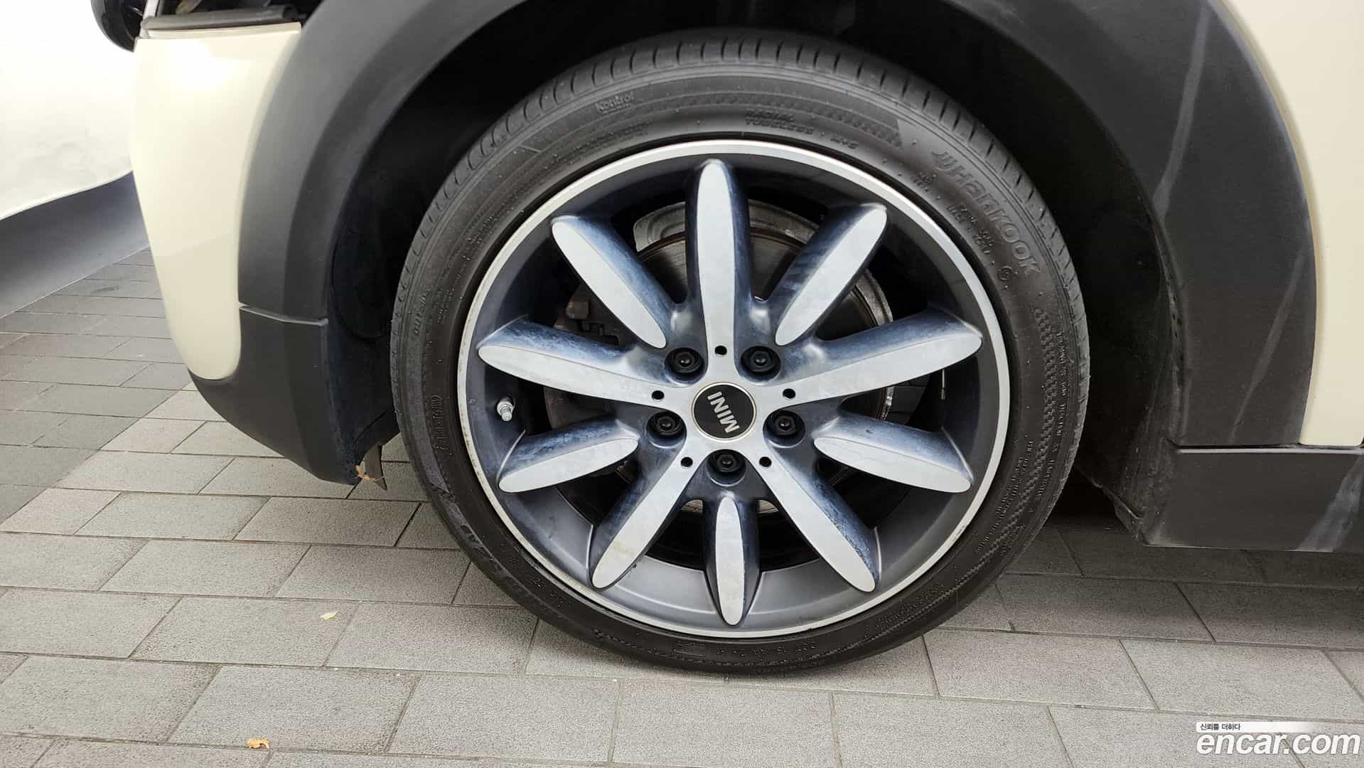 Cooper Convertible Mini 2020.5-OUTER-005