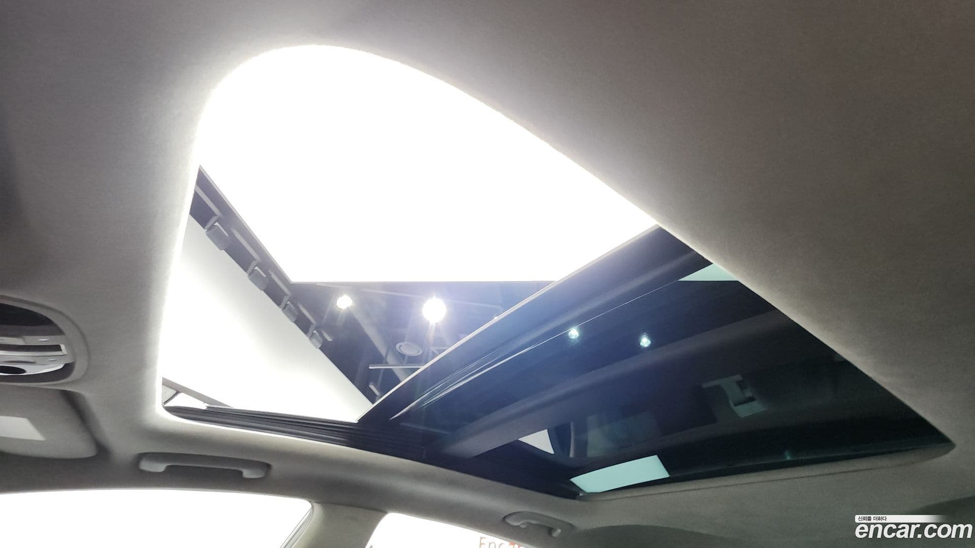 Main__Slider__Photo:K7 Kia 2020.9-17