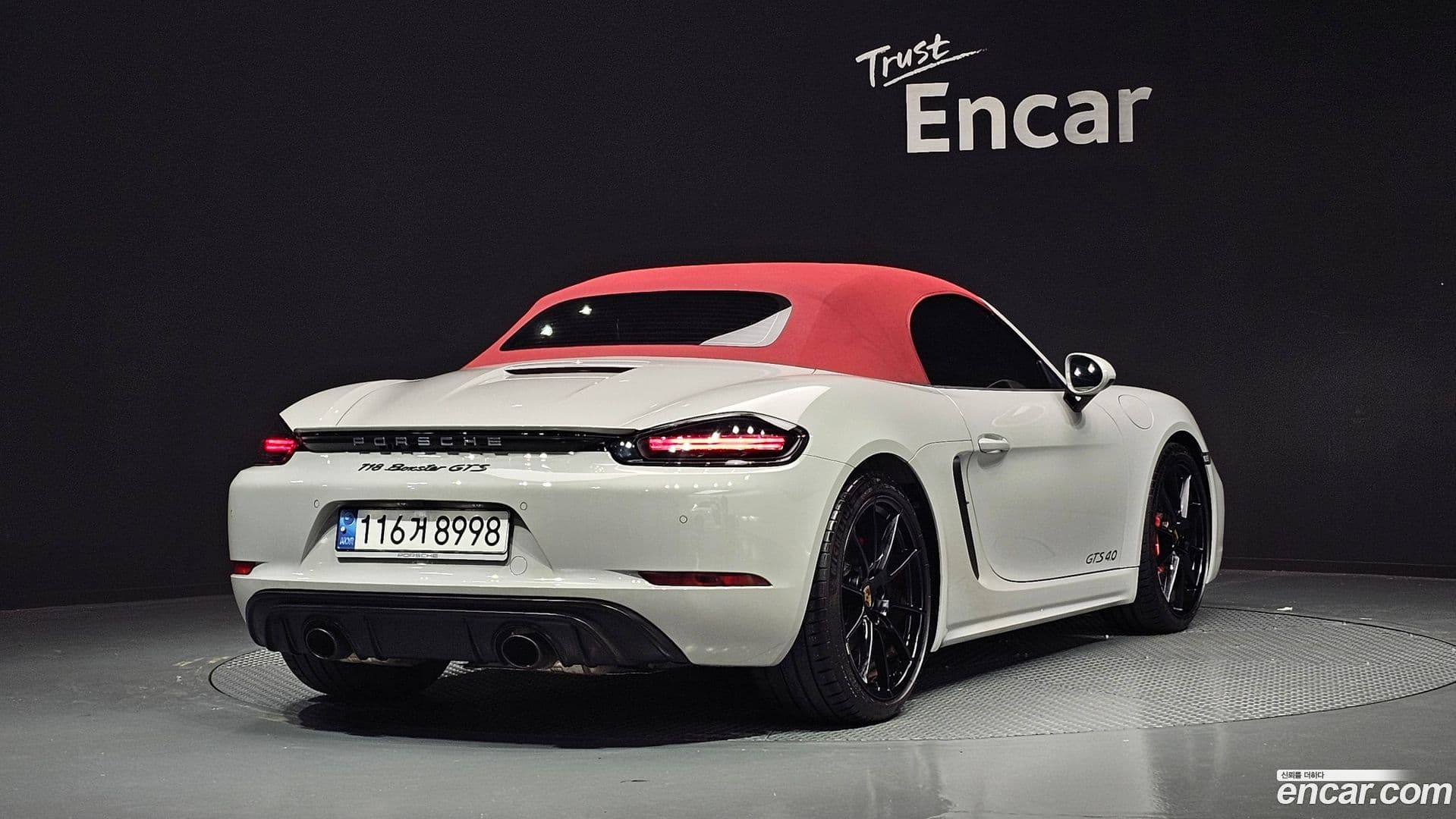 Main__Slider__Photo:718 Porsche 2022.4-1