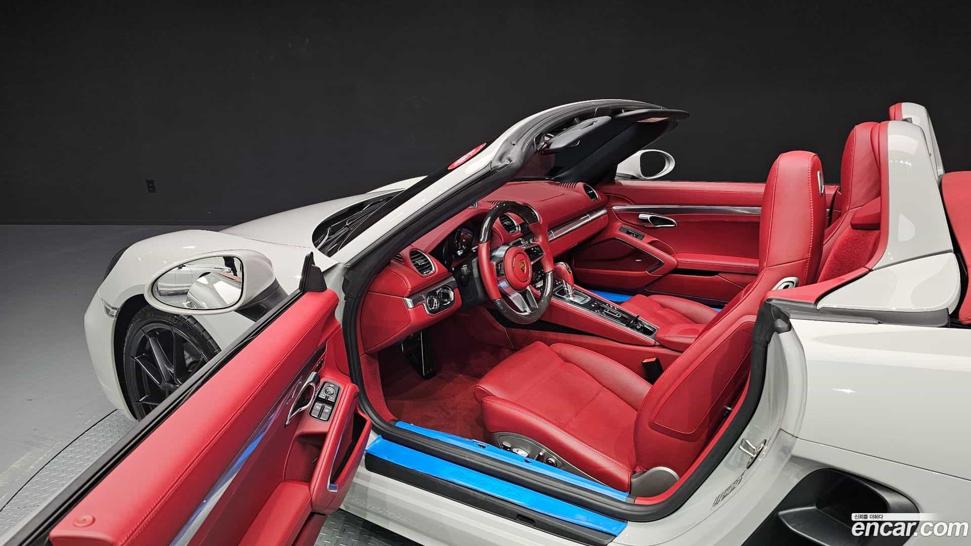 718 Porsche 2022.4-OPTION-015