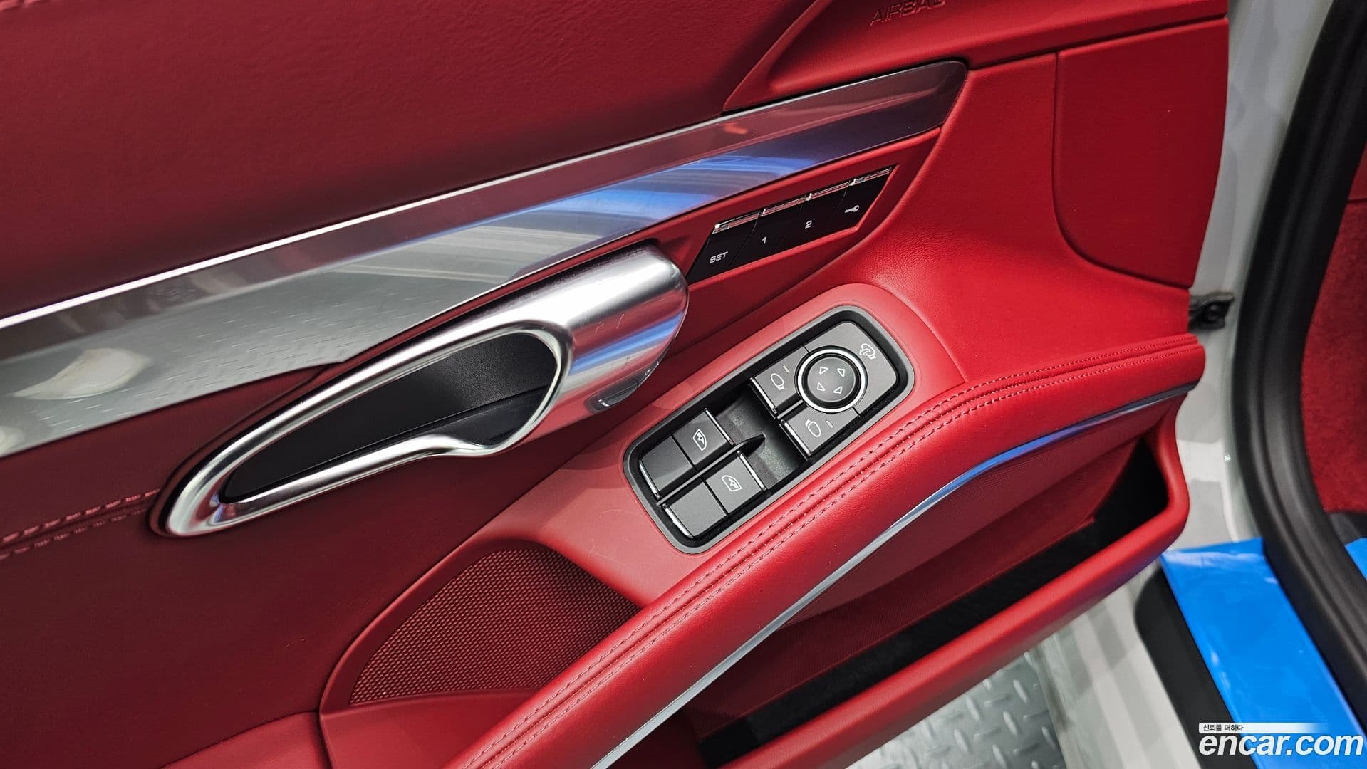 Main__Slider__Photo:718 Porsche 2022.4-11