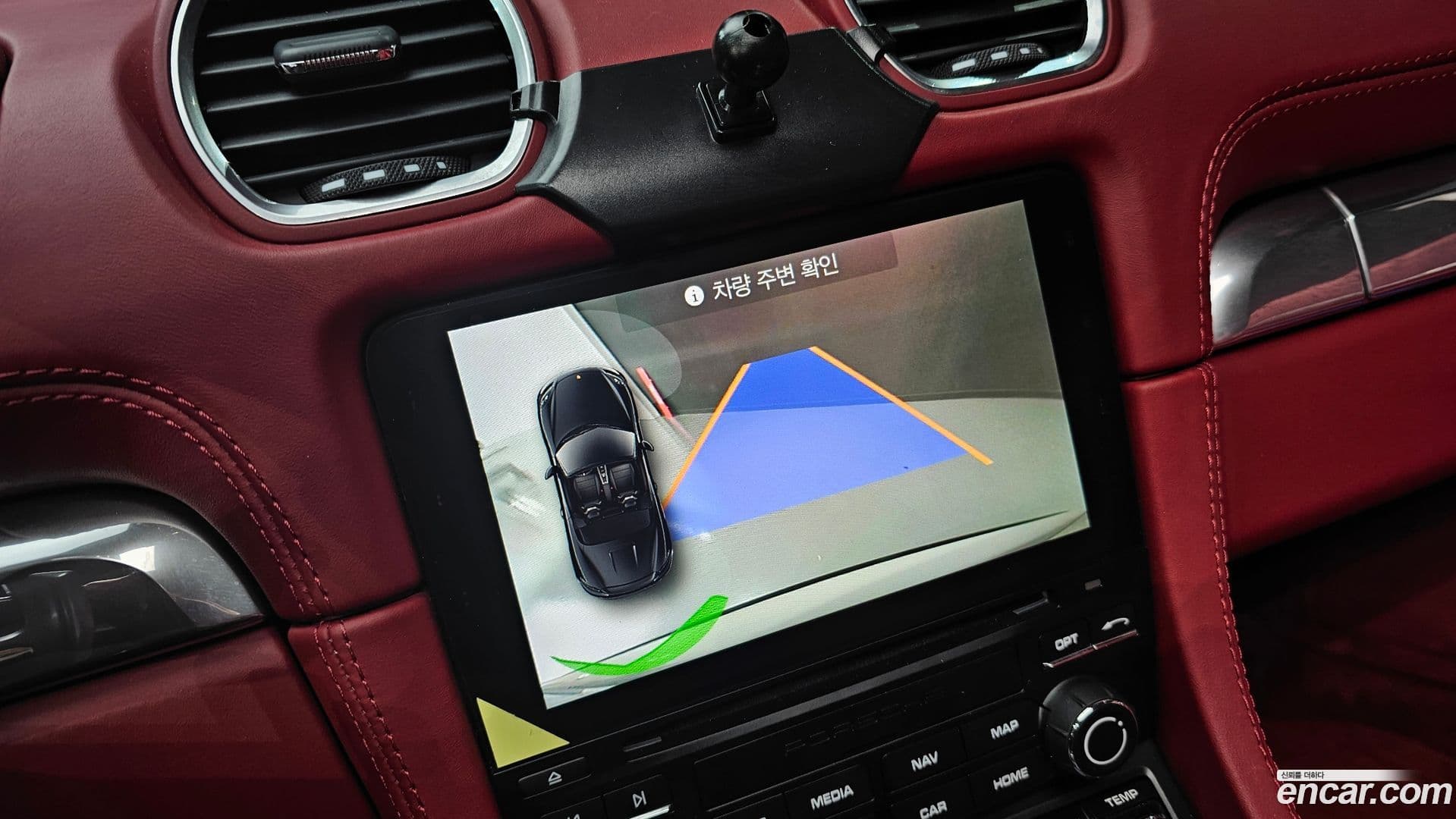 Main__Slider__Photo:718 Porsche 2022.4-16