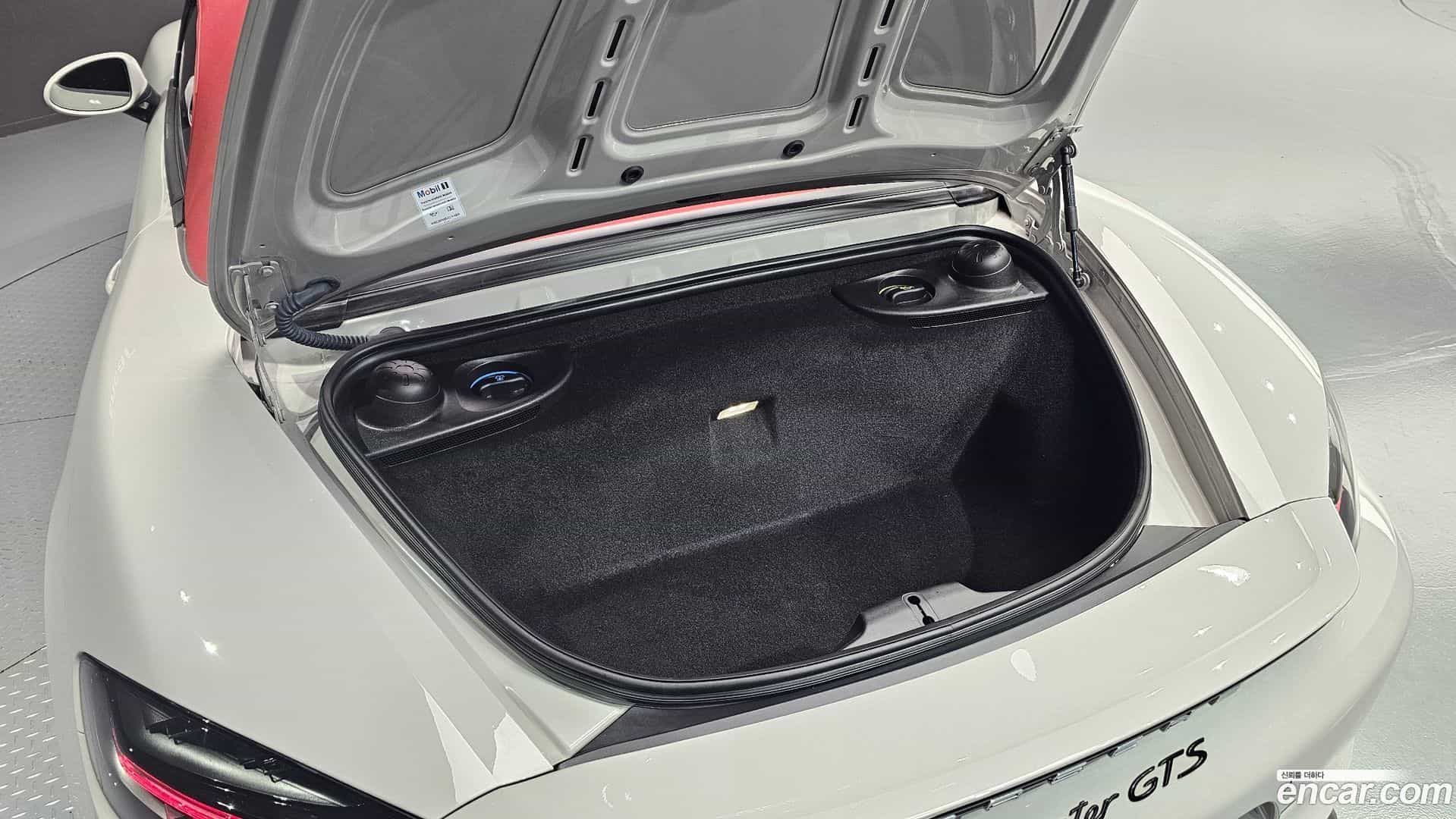 718 Porsche 2022.4-OPTION-022