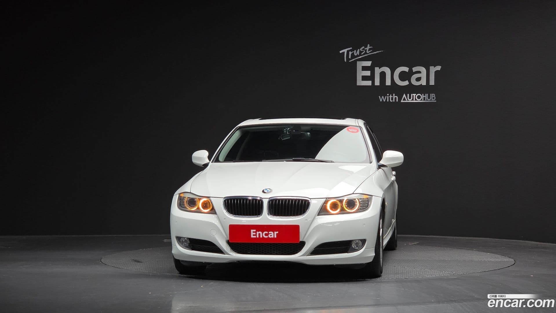 Main__Slider__Photo:3-Series BMW 2011.11-2