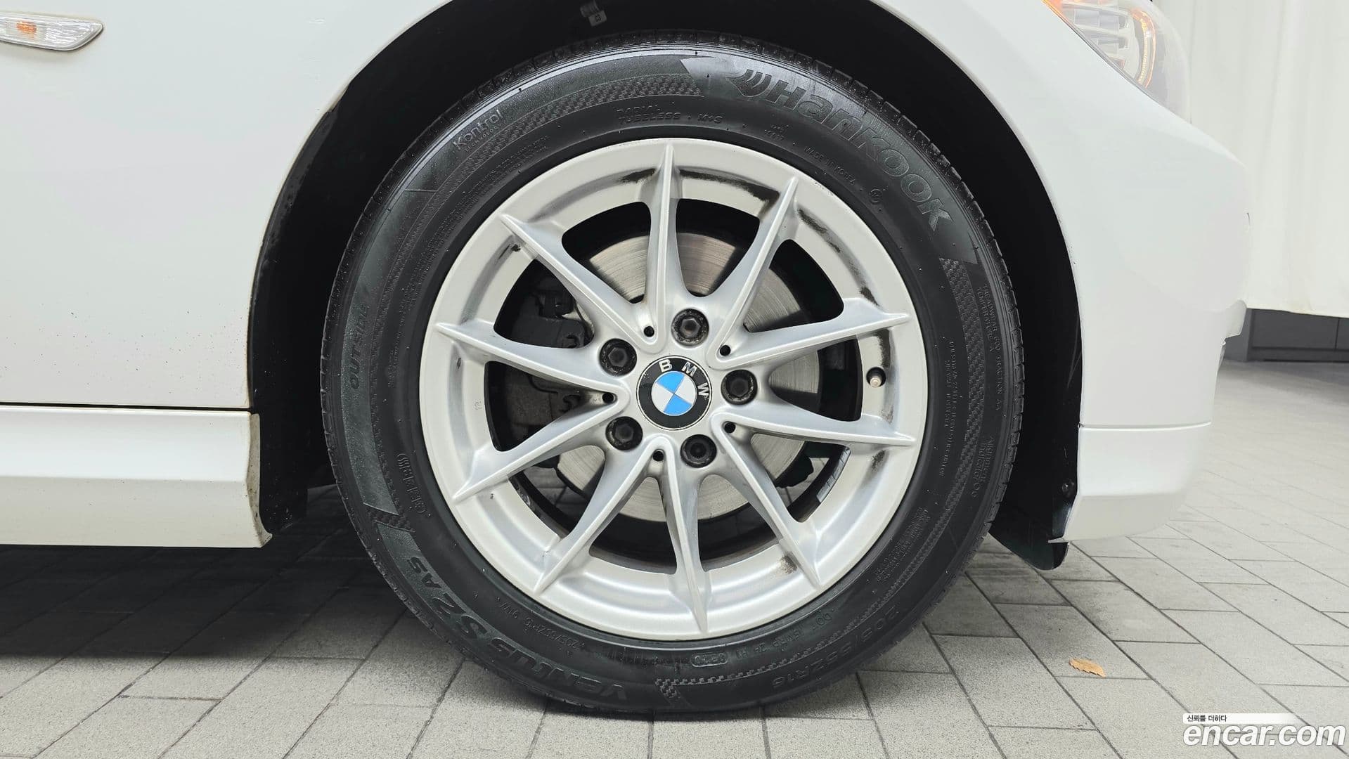 Main__Slider__Photo:3-Series BMW 2011.11-4