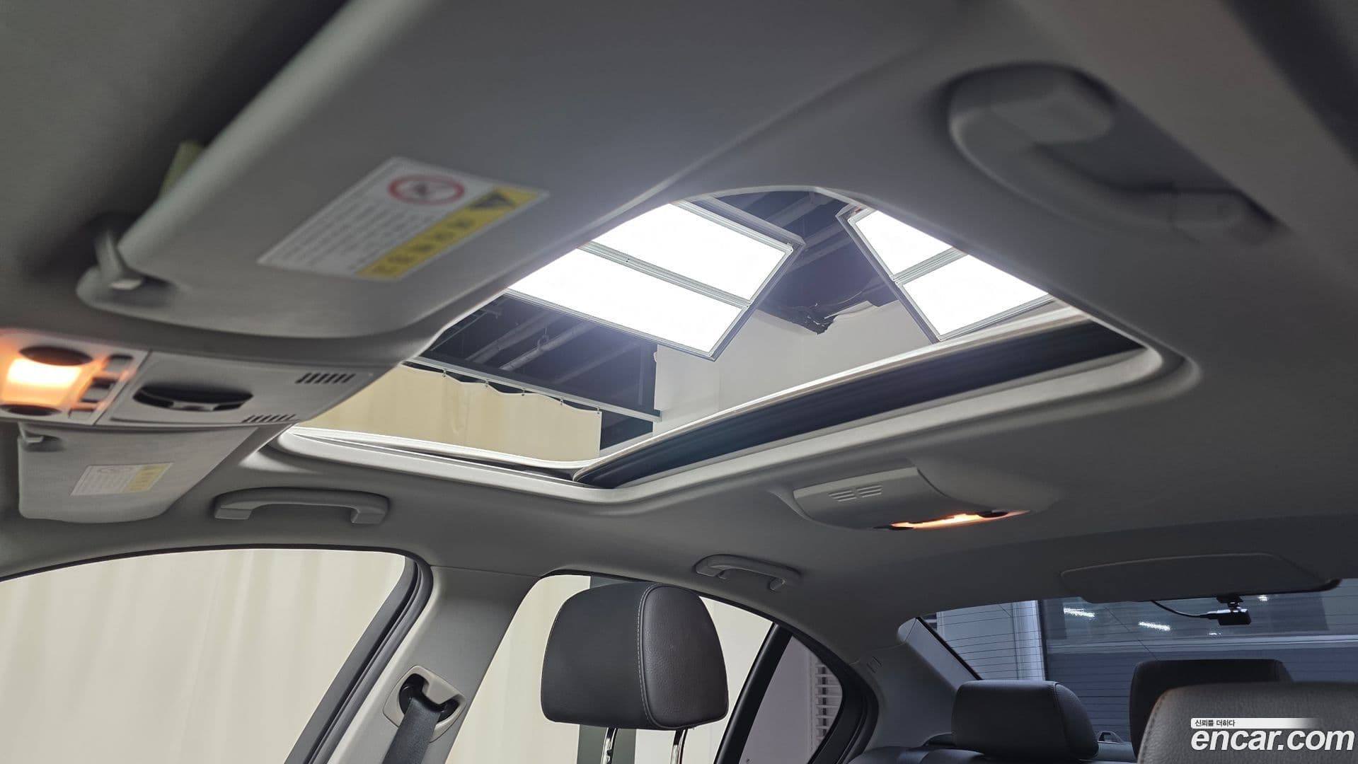 Main__Slider__Photo:3-Series BMW 2011.11-18