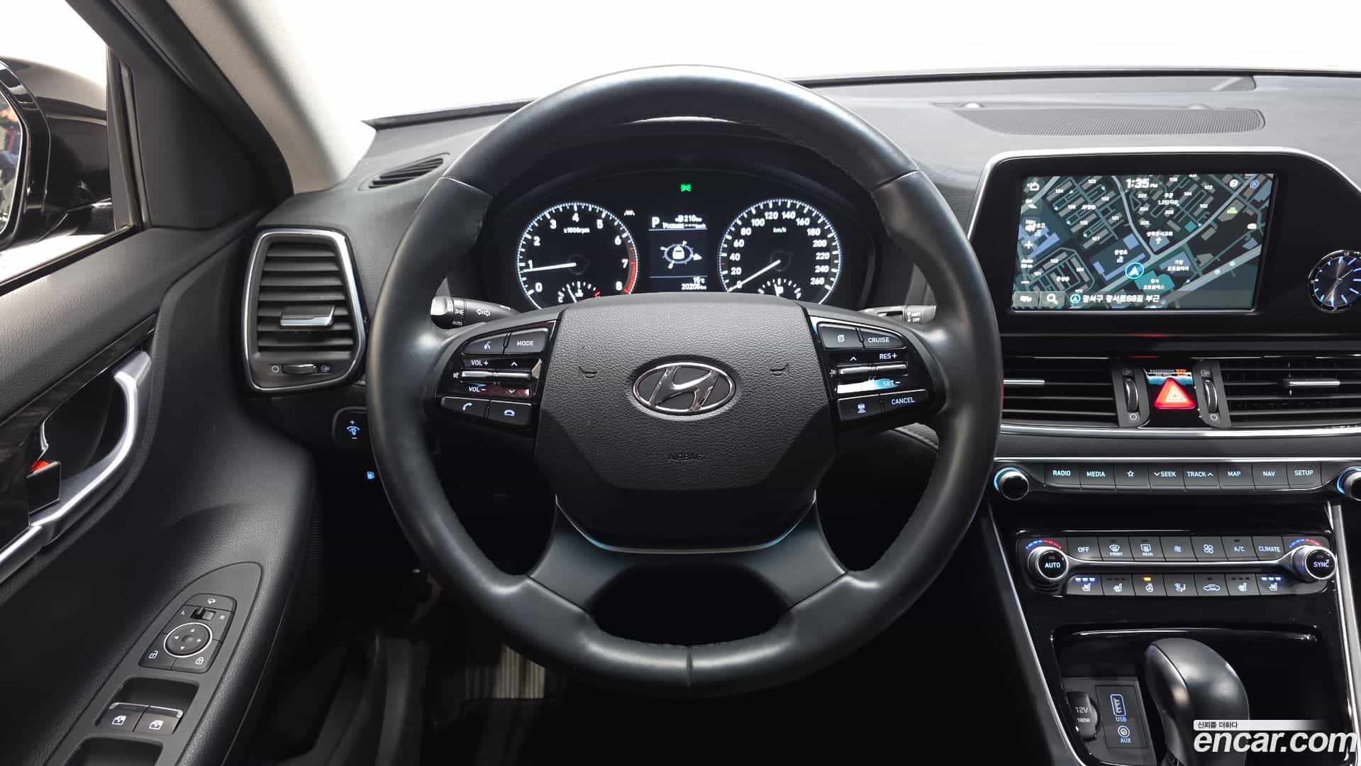 Grandeur Hyundai 2018.2-OPTION-018