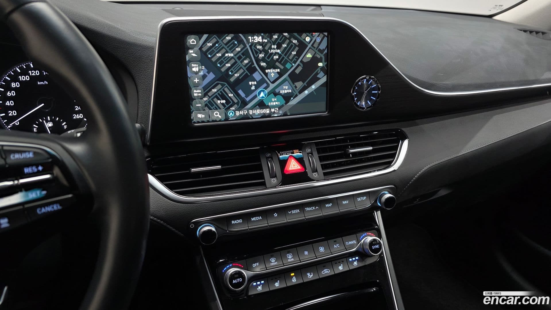 Main__Slider__Photo:Grandeur Hyundai 2018.2-14